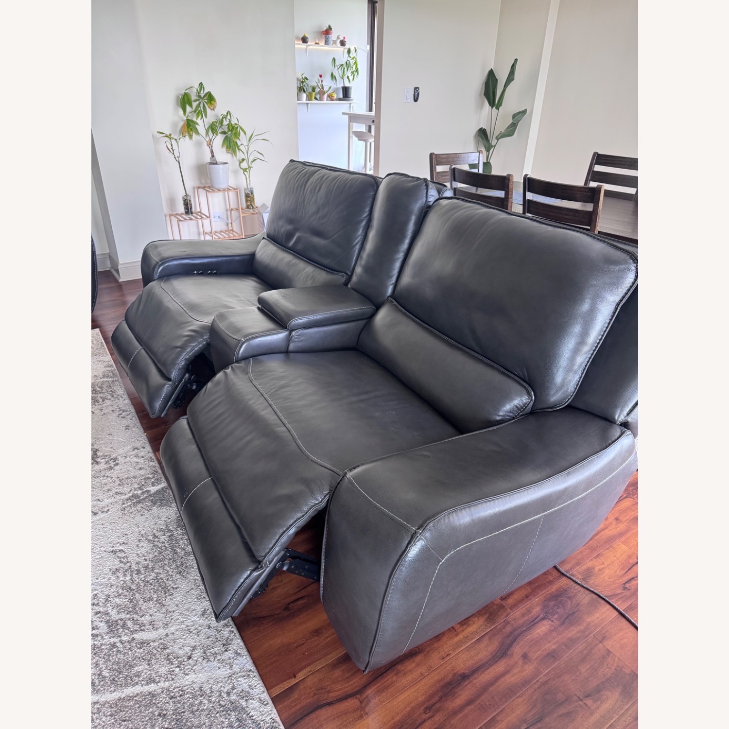 TV Recliners  - image-1