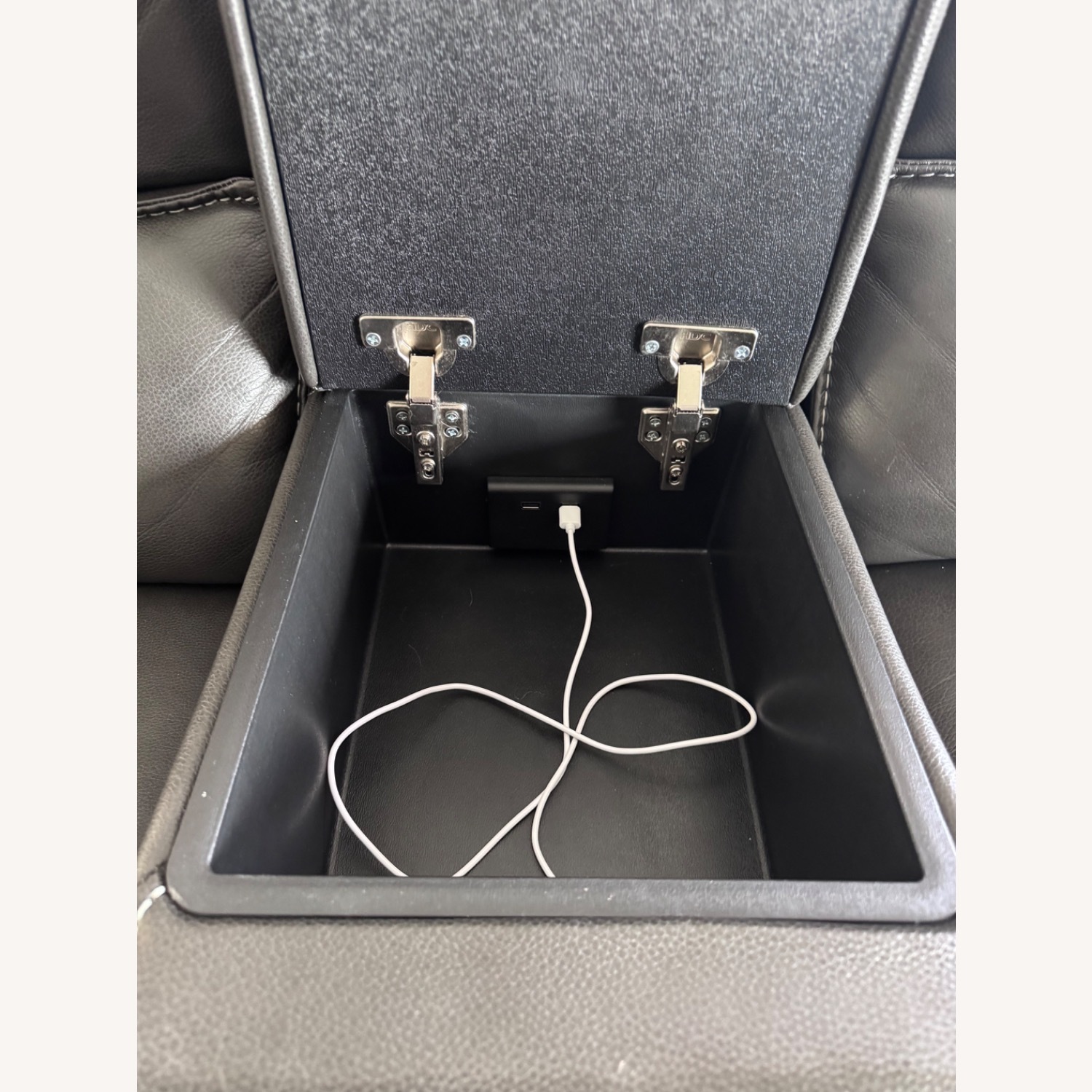 TV Recliners  - image-7