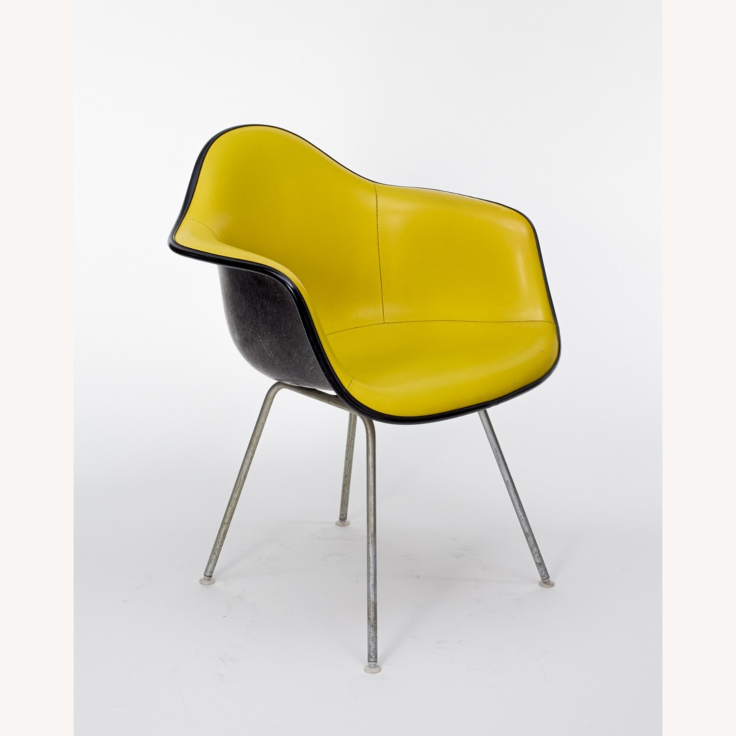椅子 EAMES SHELL CHAIR harmanmiller Herman Miller Plastic Eames Shell Chair – The Good Mod