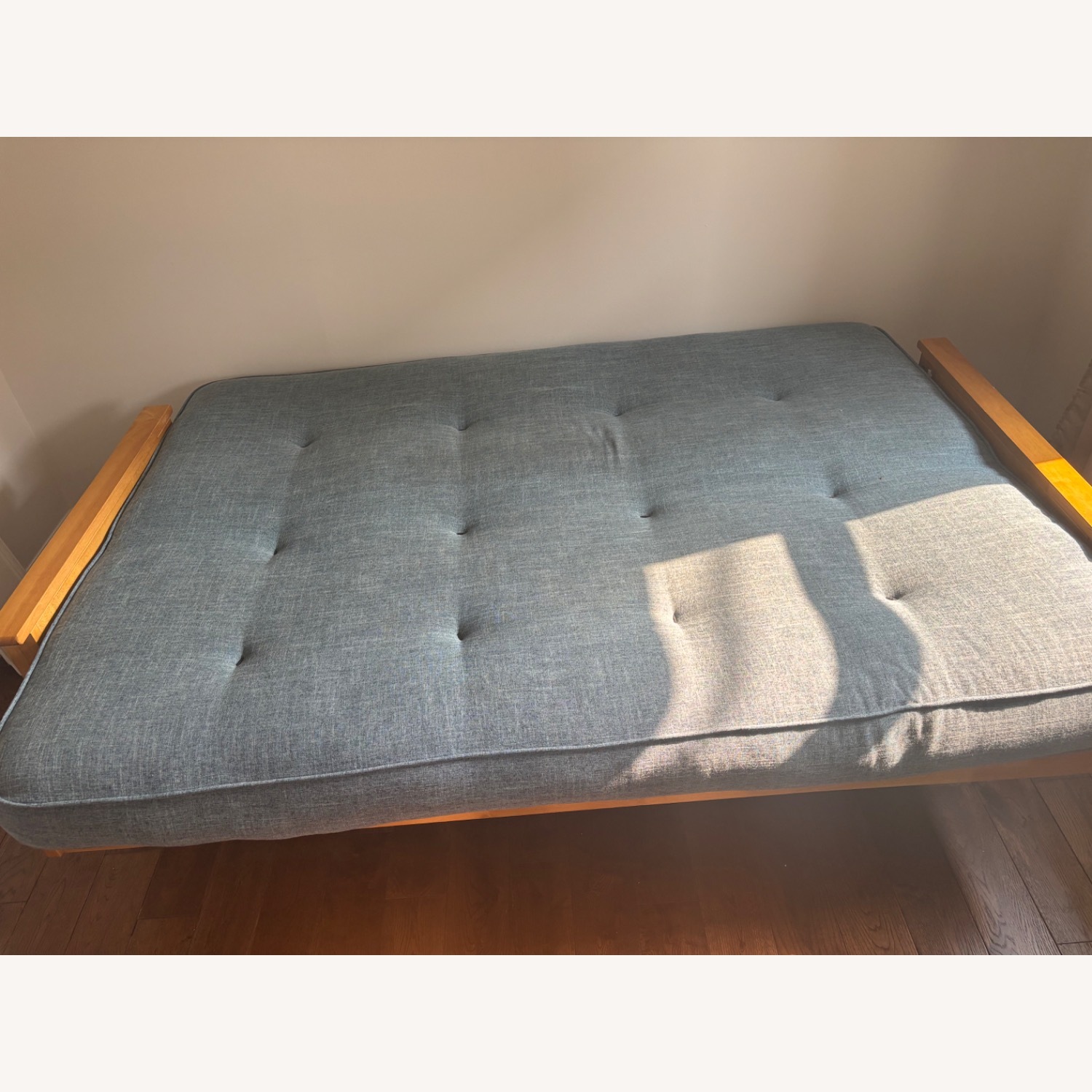 Futon and Daybed - image-6