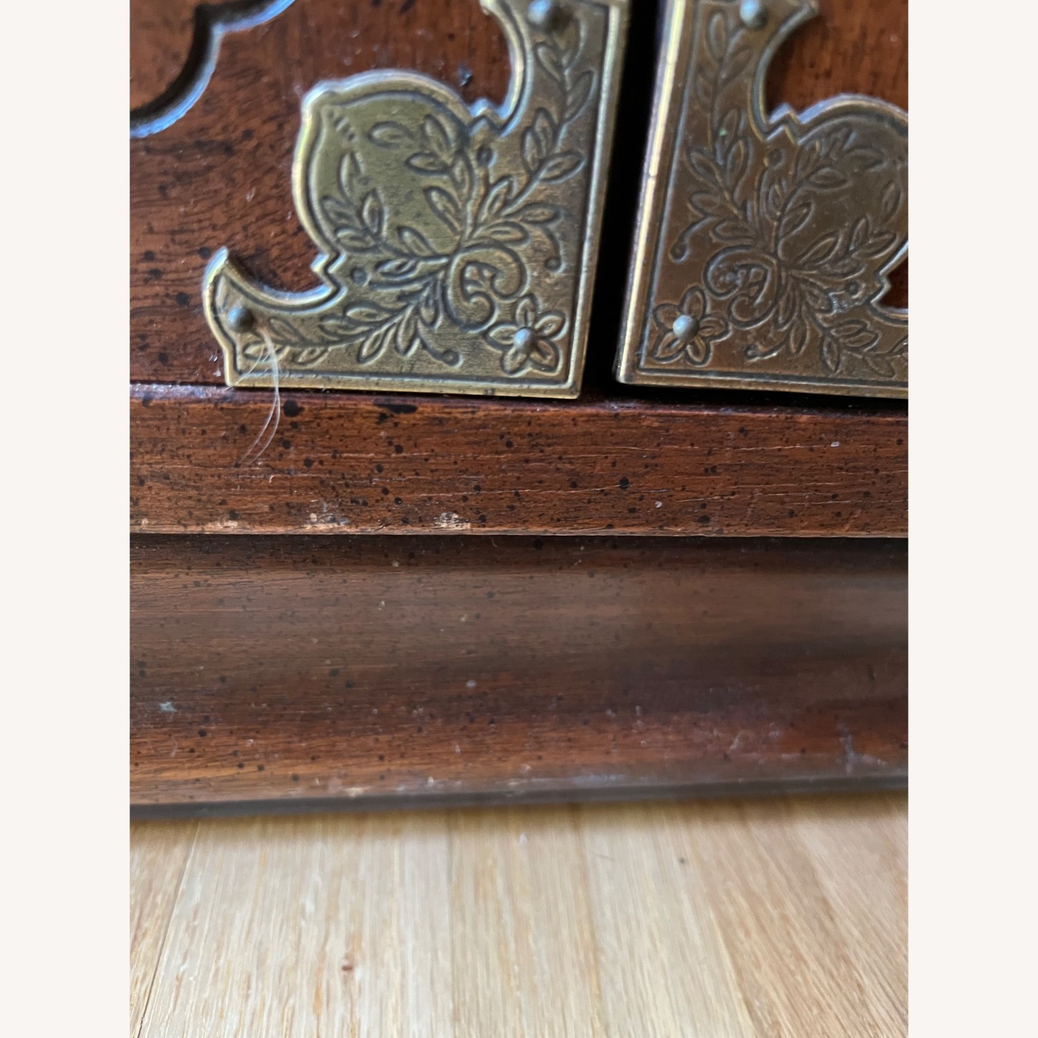 Henredon Asian Inspired China Cabinet - image-4