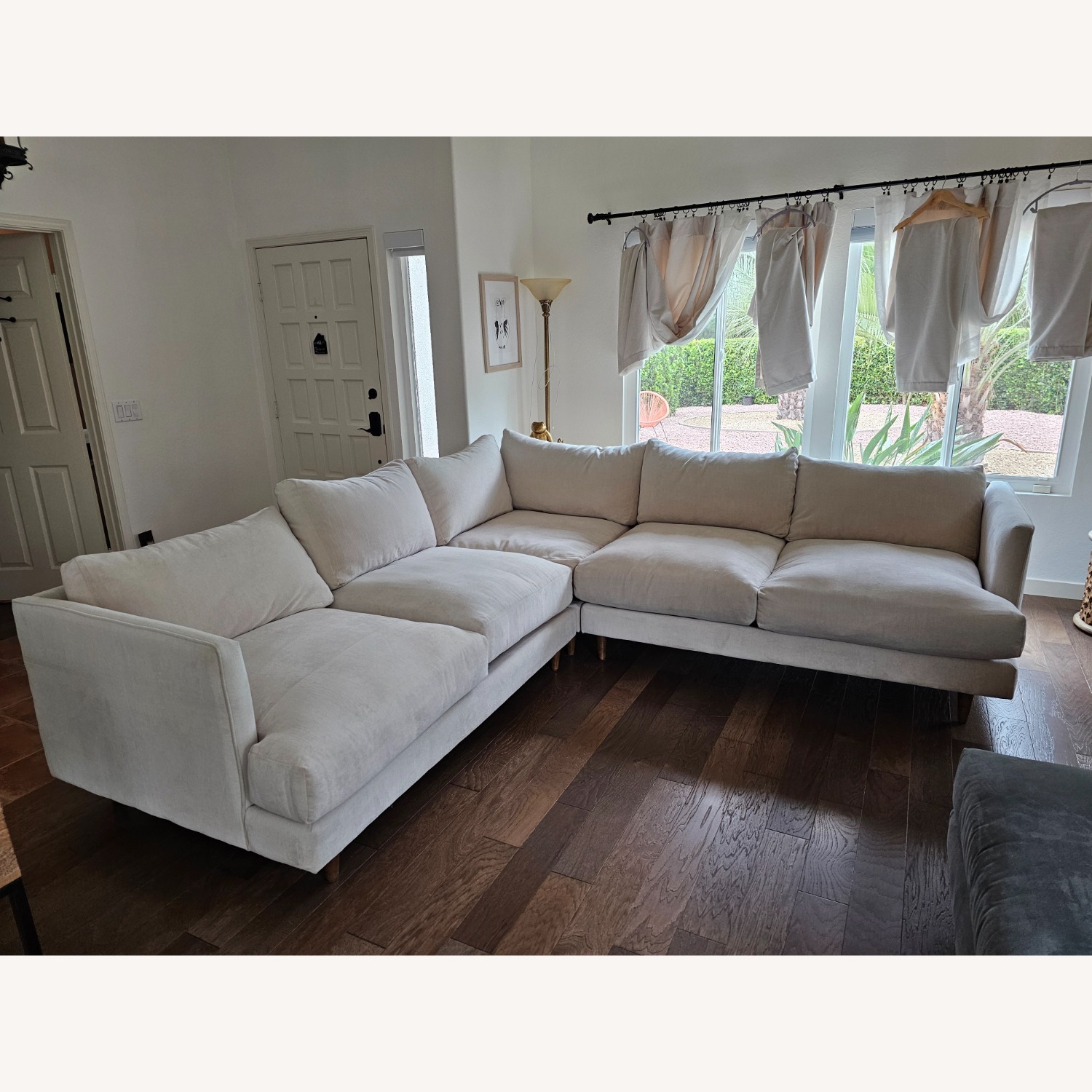 Original Adeline Sectional - image-1