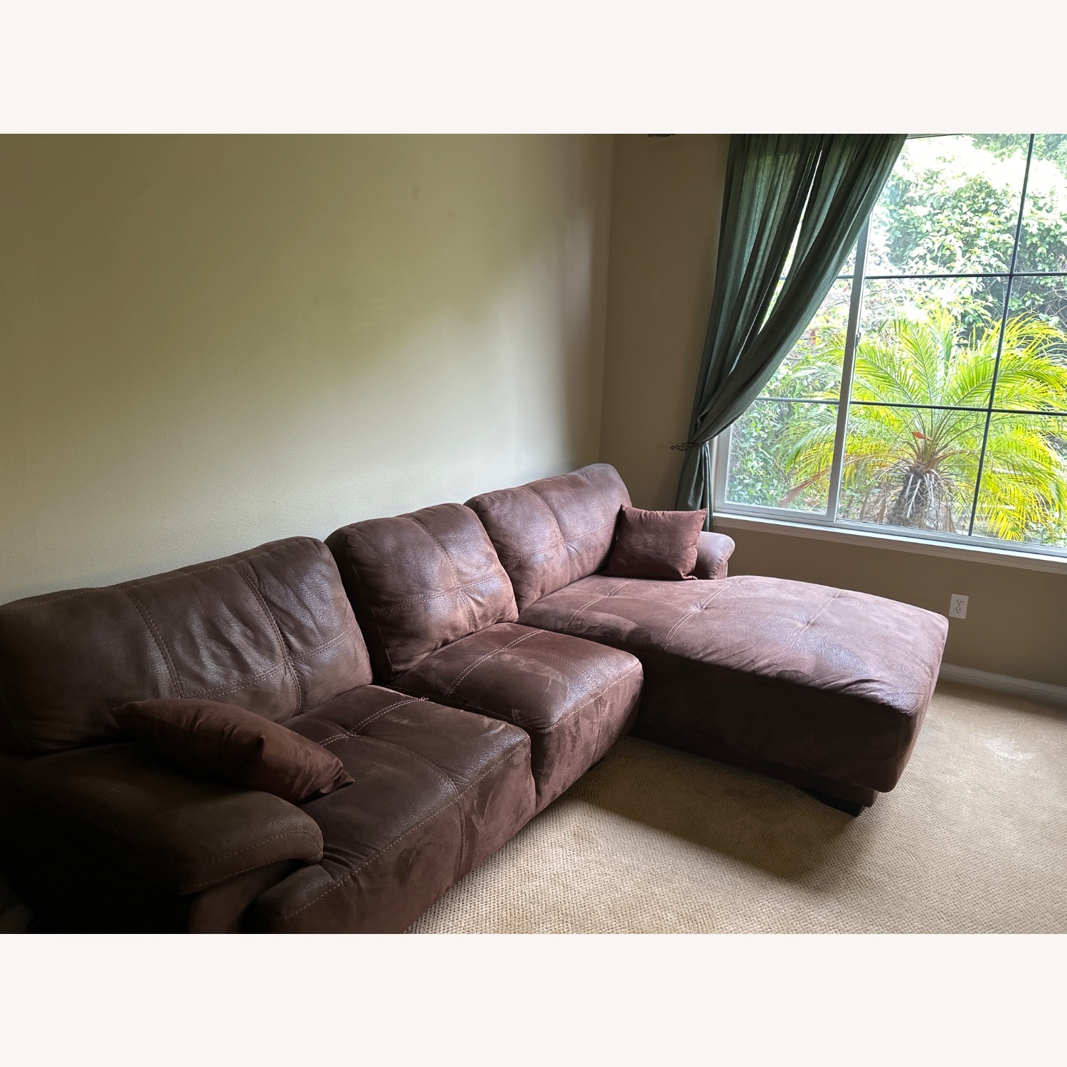 Sectional Couch  - image-2