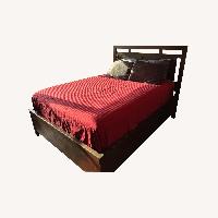 Solid Wood Queen-size Platform Bed