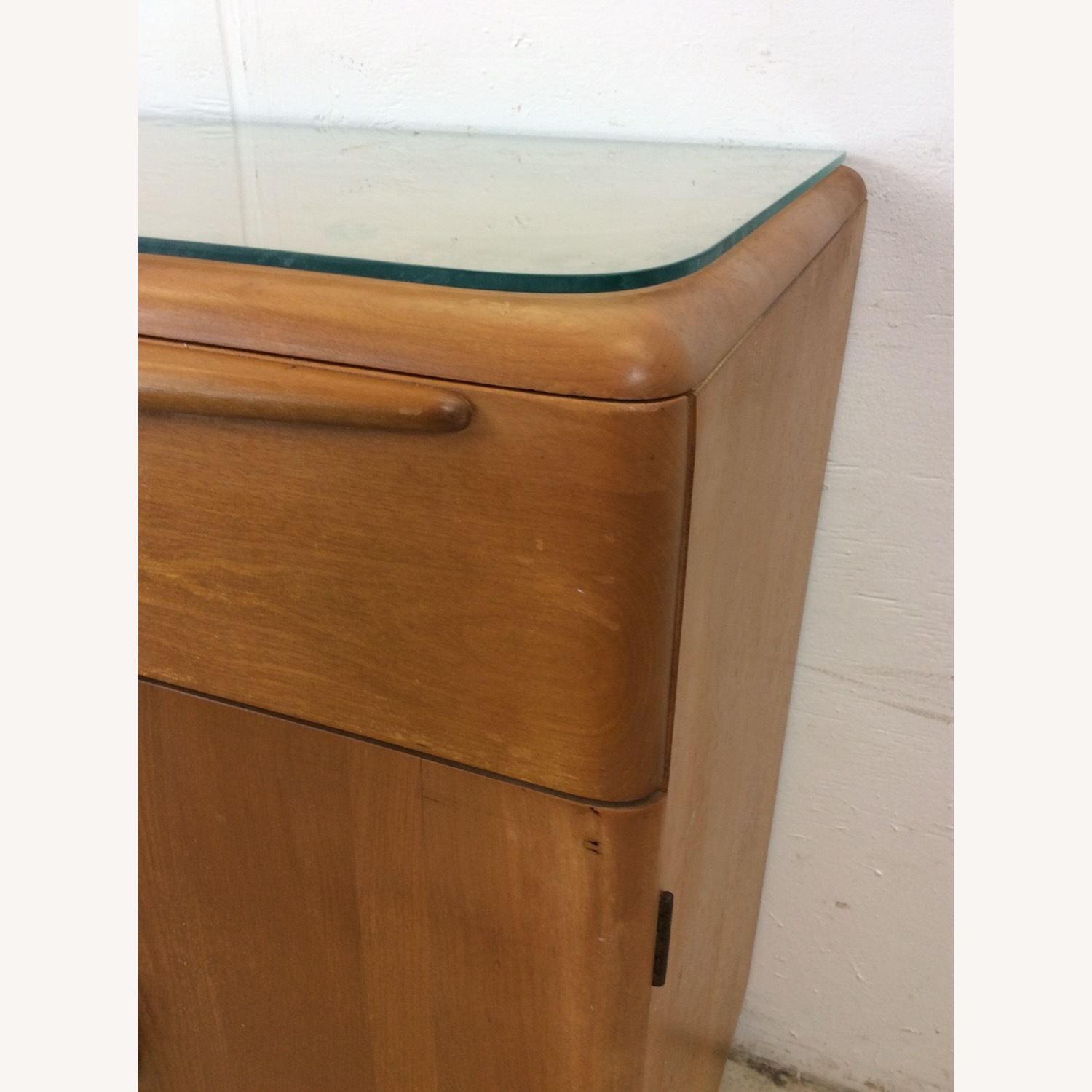 Mid Century Compact Credenza by Heywood Wakefield - image-9