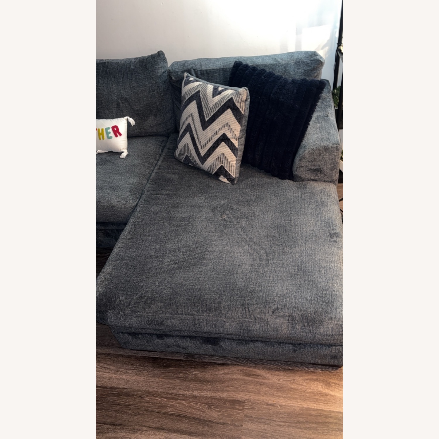 Howard Elliott Sectional - image-7