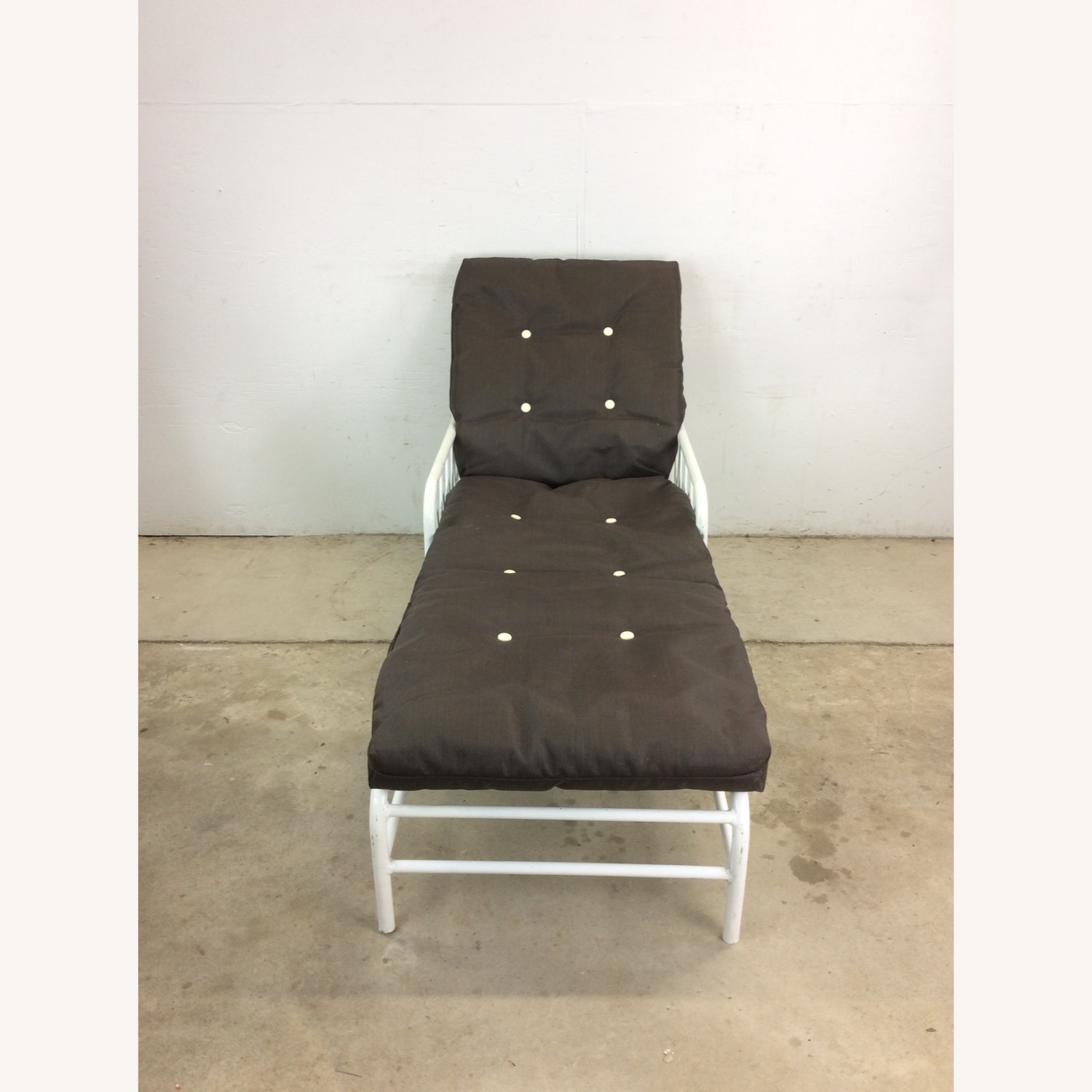 Vintage Outdoor Patio Adjustable Aluminum Lounger - image-1