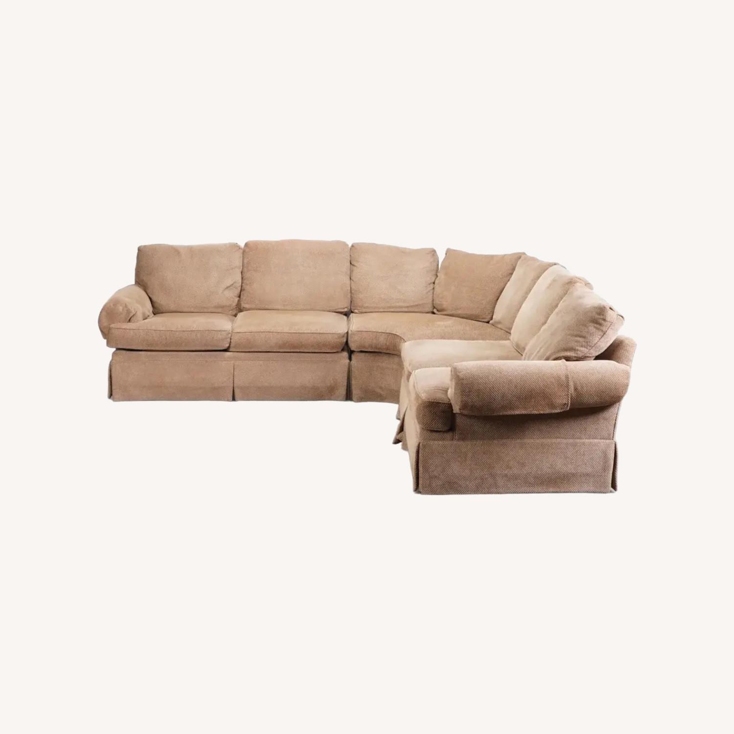 Henredon Custom Folio Collection Sectional Sofa - image-0
