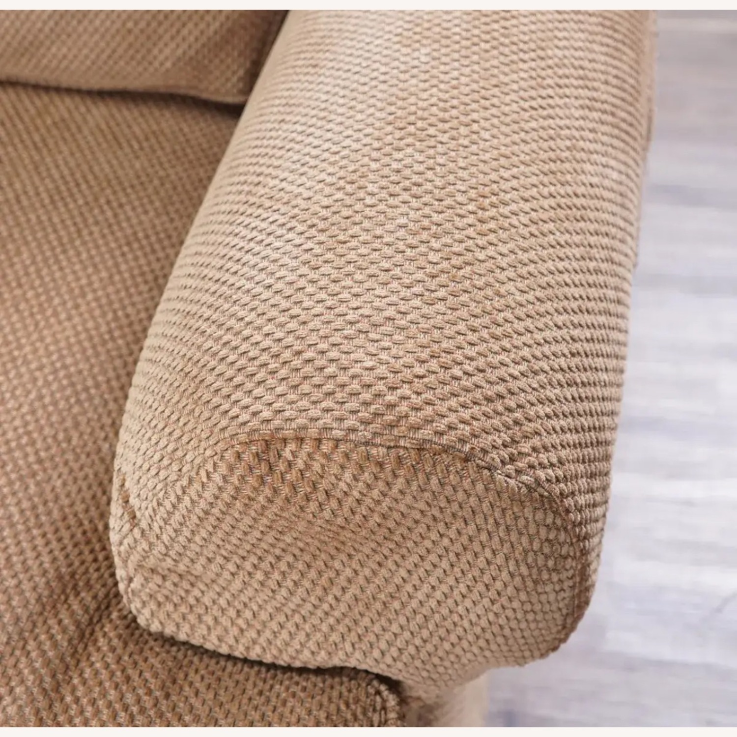 Henredon Custom Folio Collection Sectional Sofa - image-5