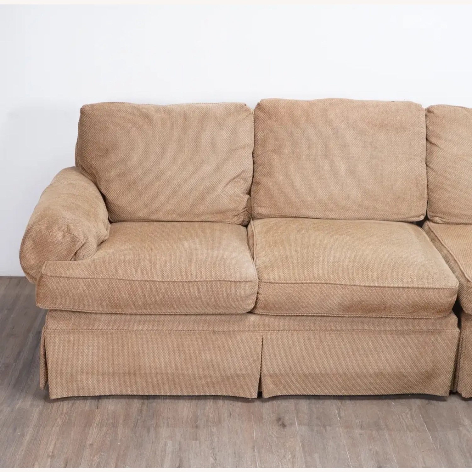 Henredon Custom Folio Collection Sectional Sofa - image-3