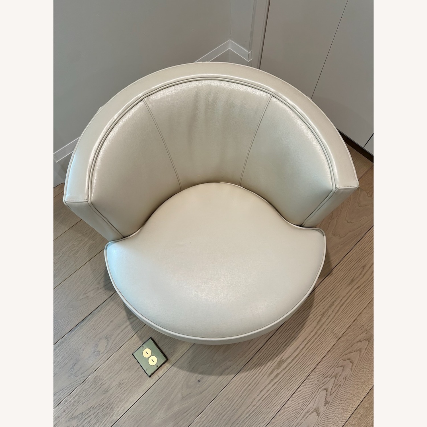 Room&Board Otis Leather Swivel Chair - image-9