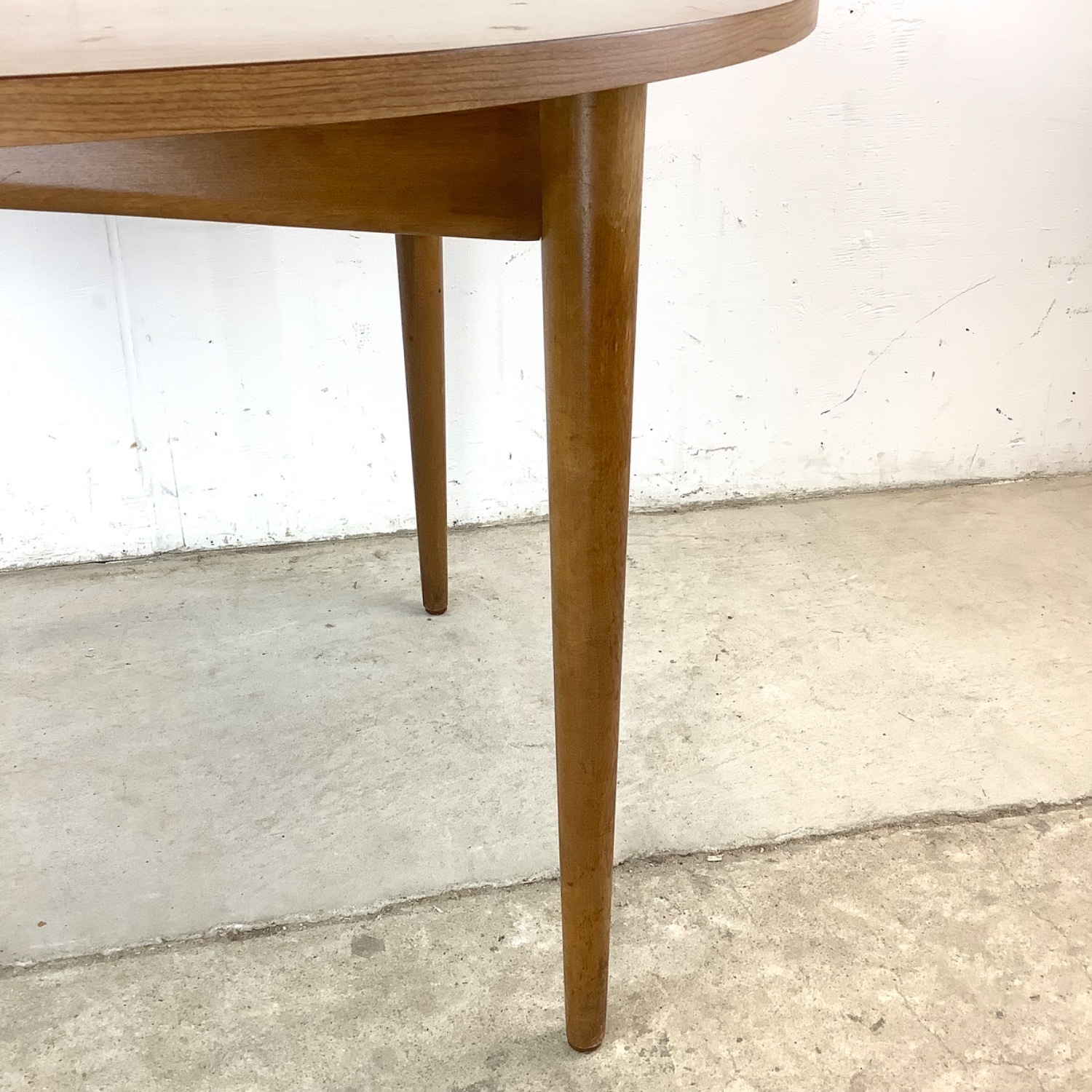 Mid-Century Round Dining Table W Leaf - image-16