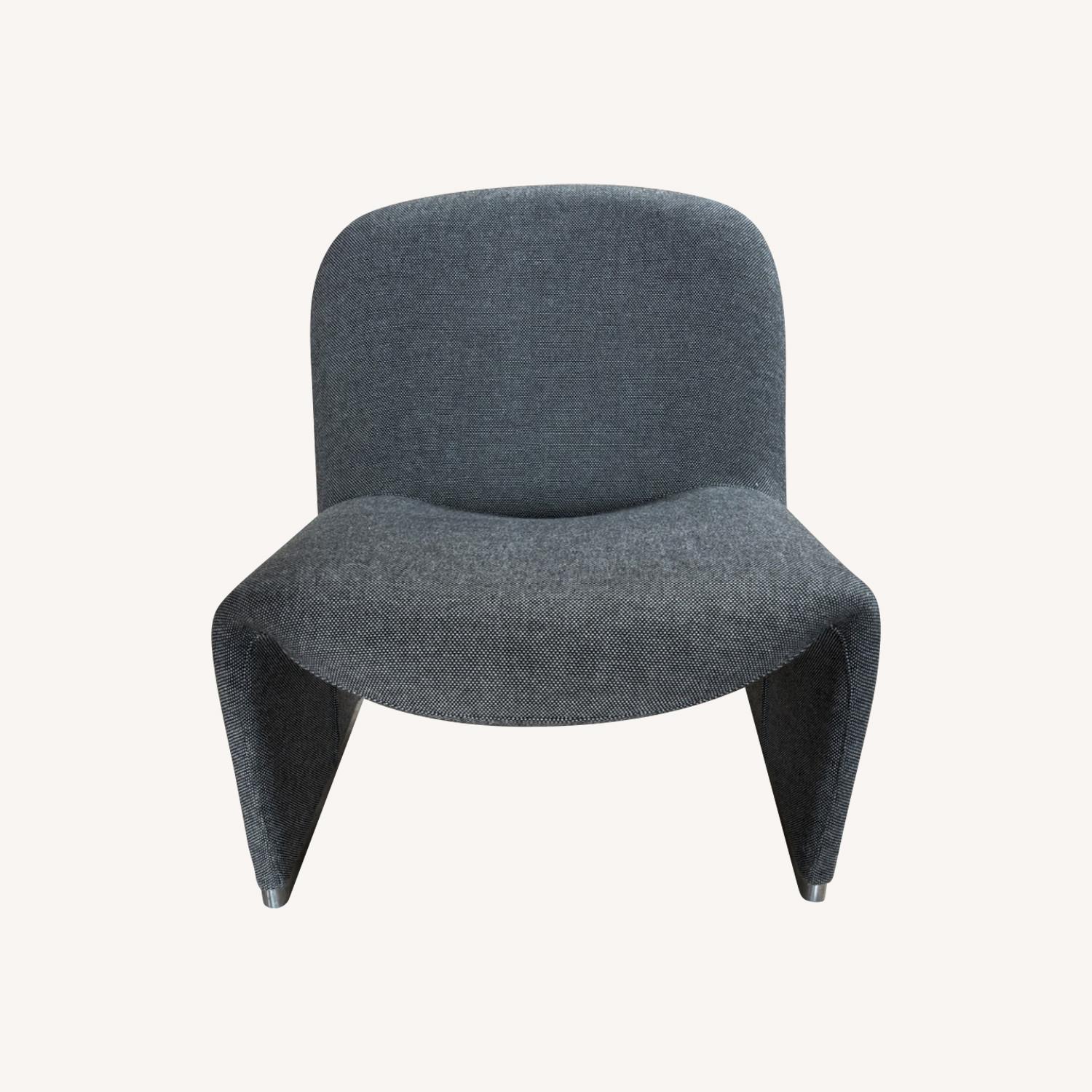 Impeccable Vintage Chairs - image-0