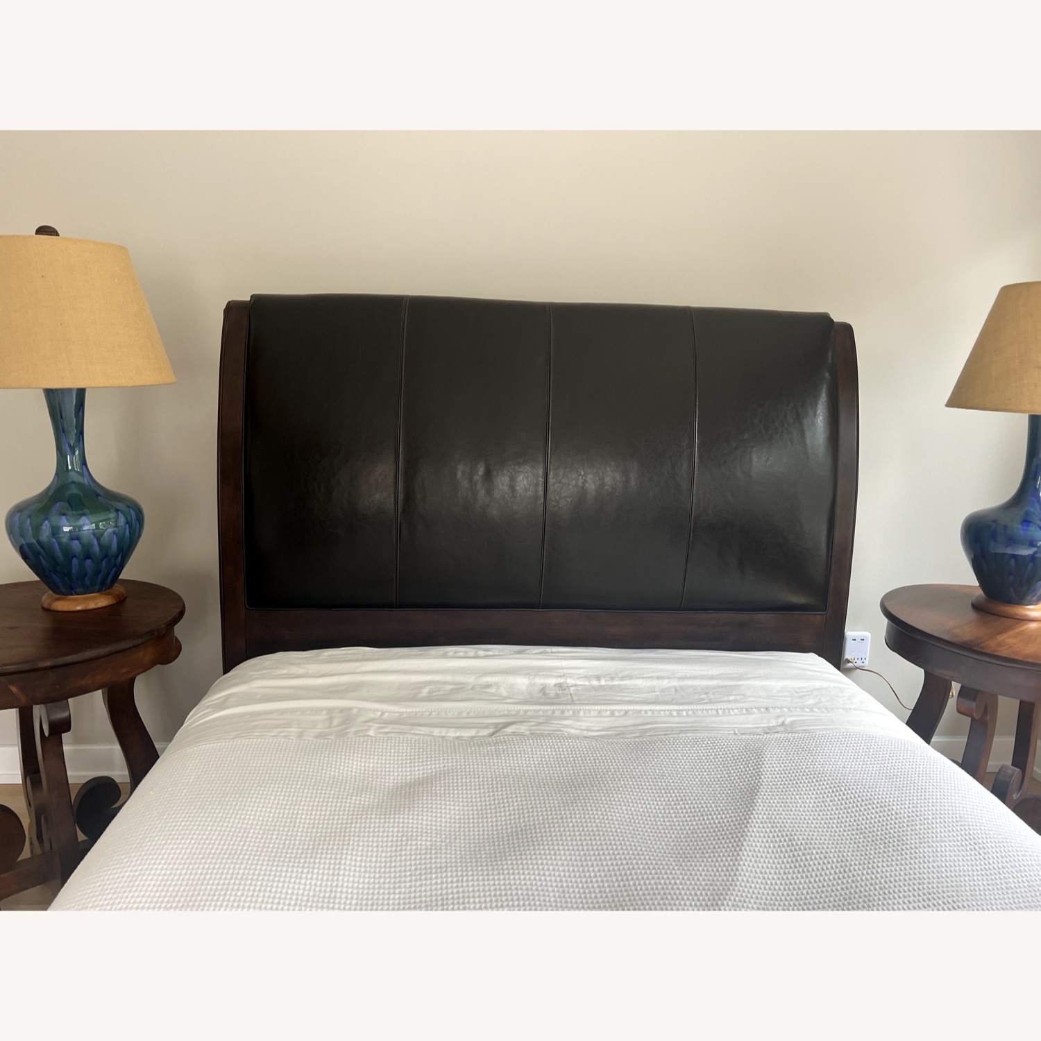 Sleigh Bed, Queen, Leaher Headboard  - image-3