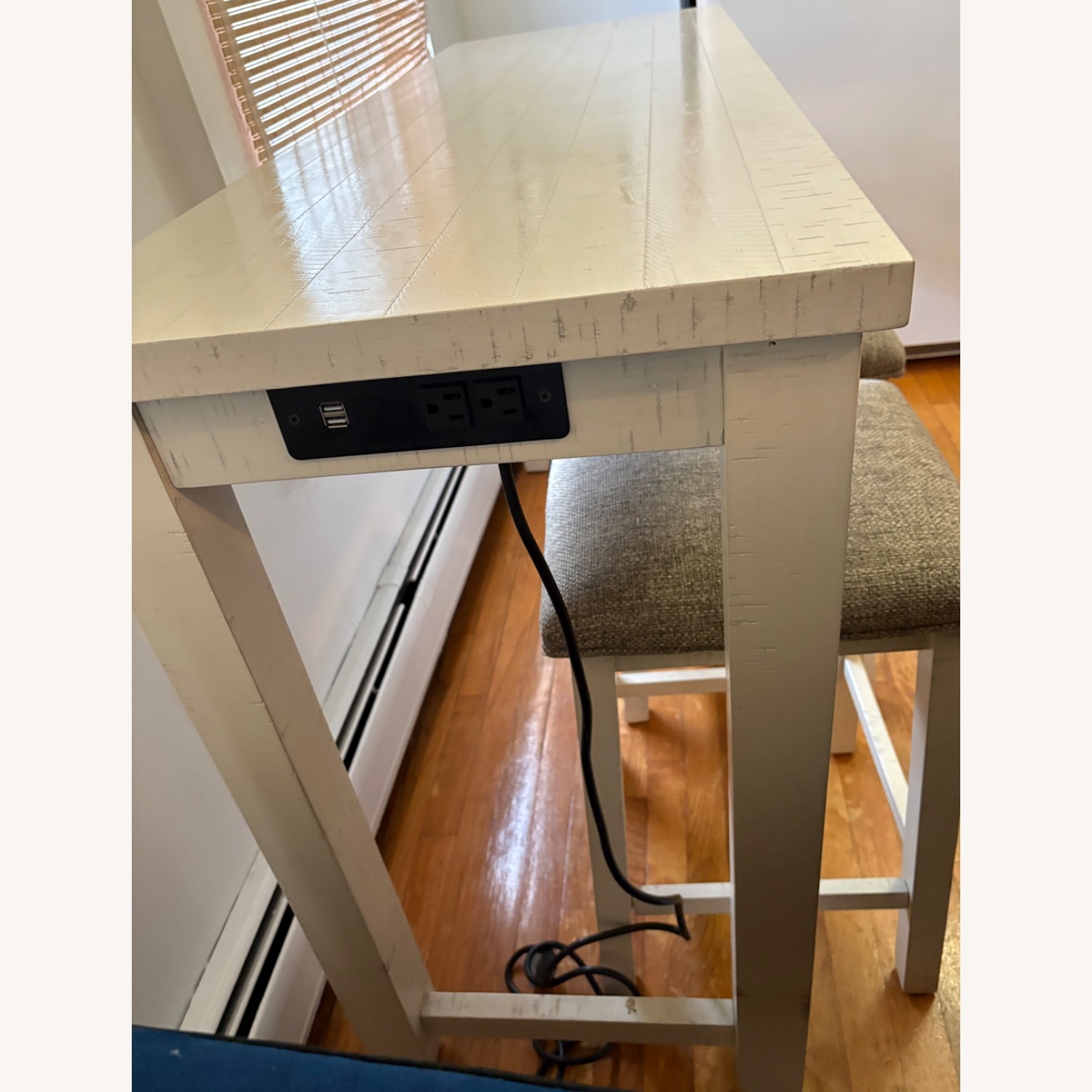USB Kitchen Table with 3 Stools - image-2