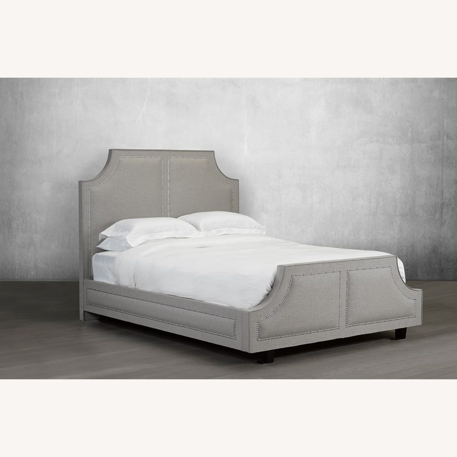 Thomasville Queen Bed  - image-6