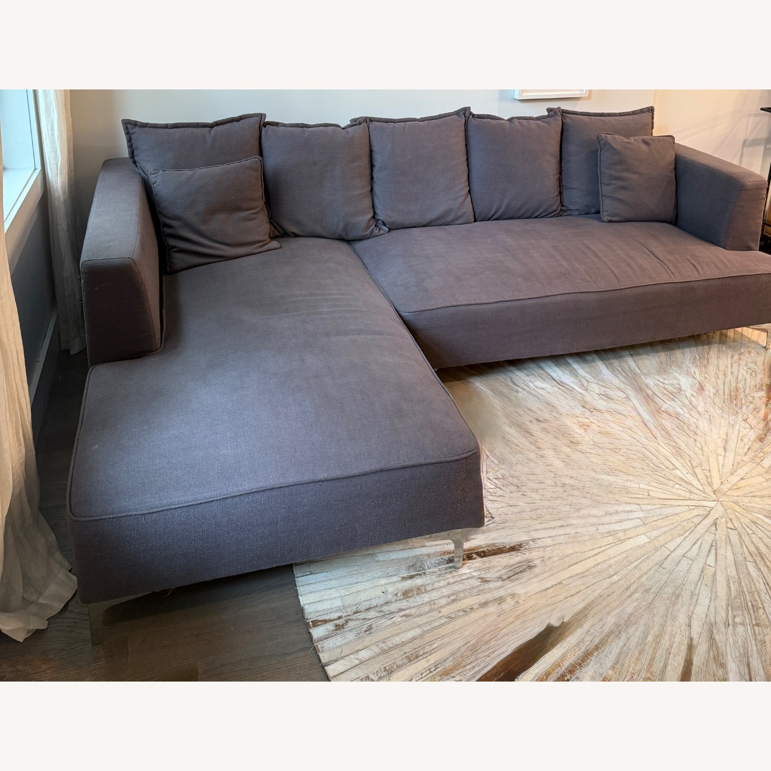 Modani Sectional - image-1