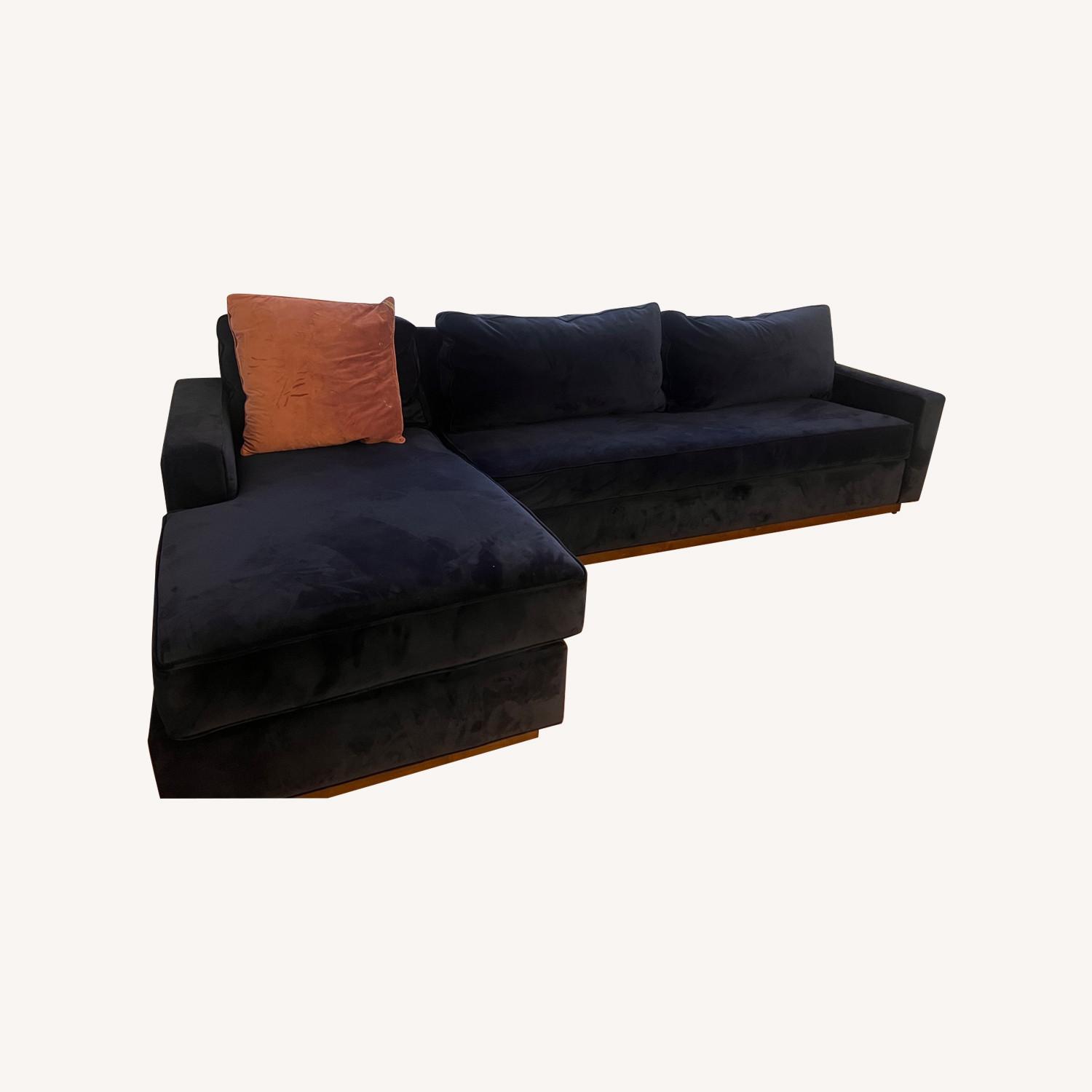 Apt2b Custom Sectional - image-8