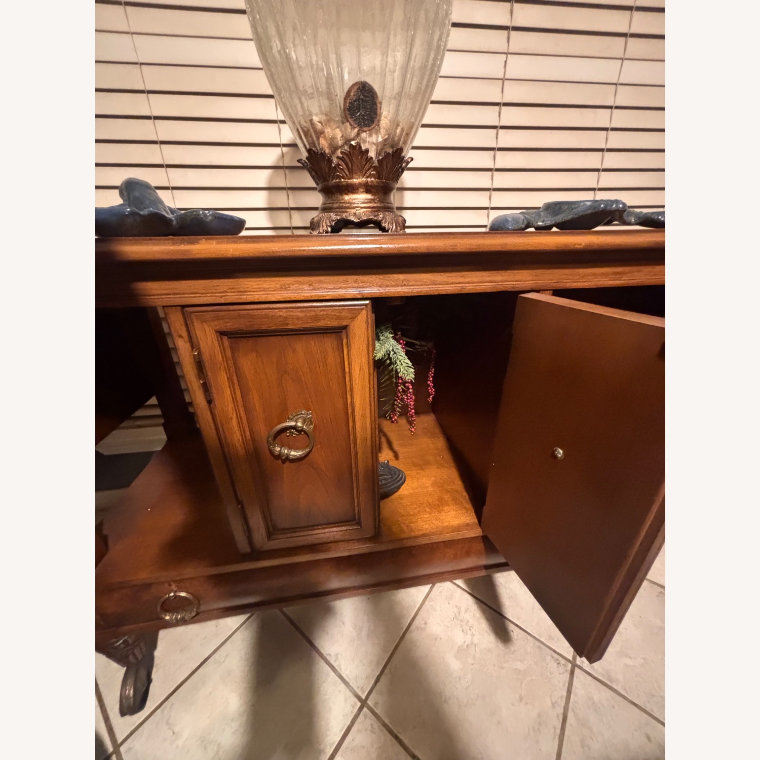 Thomasville China Hutch - image-14