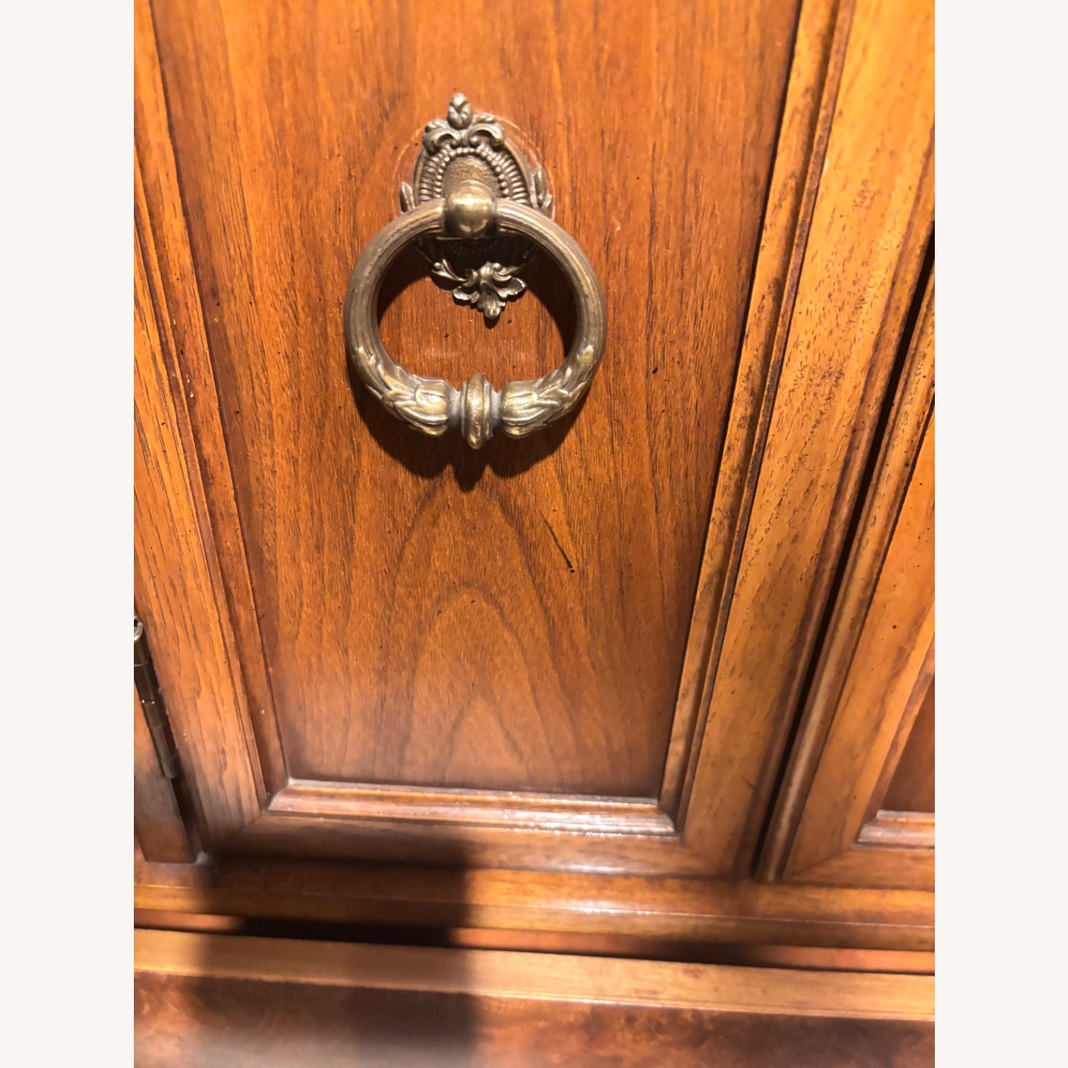 Thomasville China Hutch - image-18