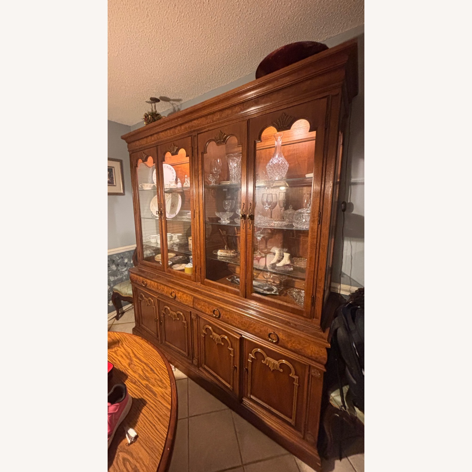 Thomasville China Hutch - image-3