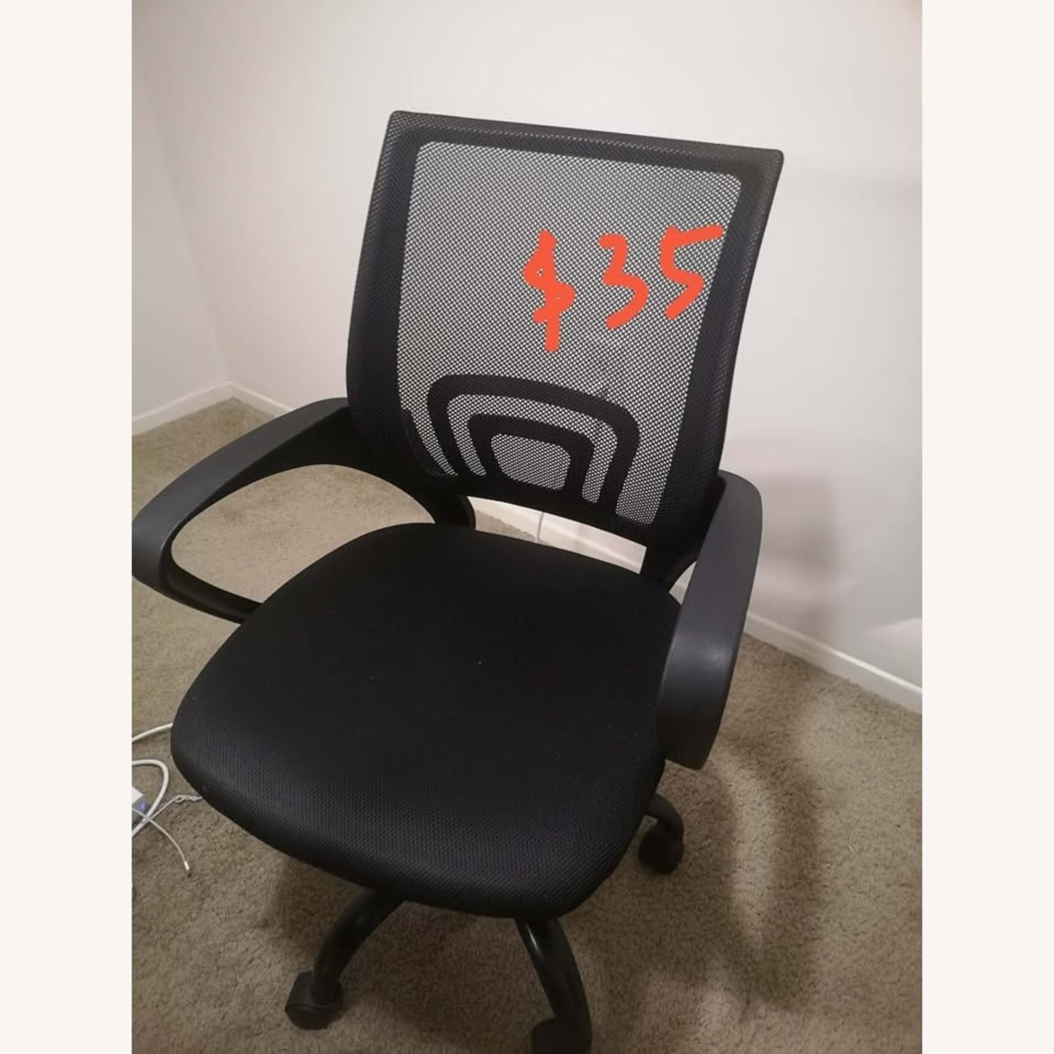 Adjustable-Height 360-Degree Swivel Office Chair - image-1