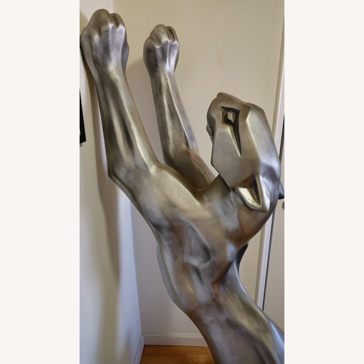 Lift-Size Panther Floor Sculpture - image-5