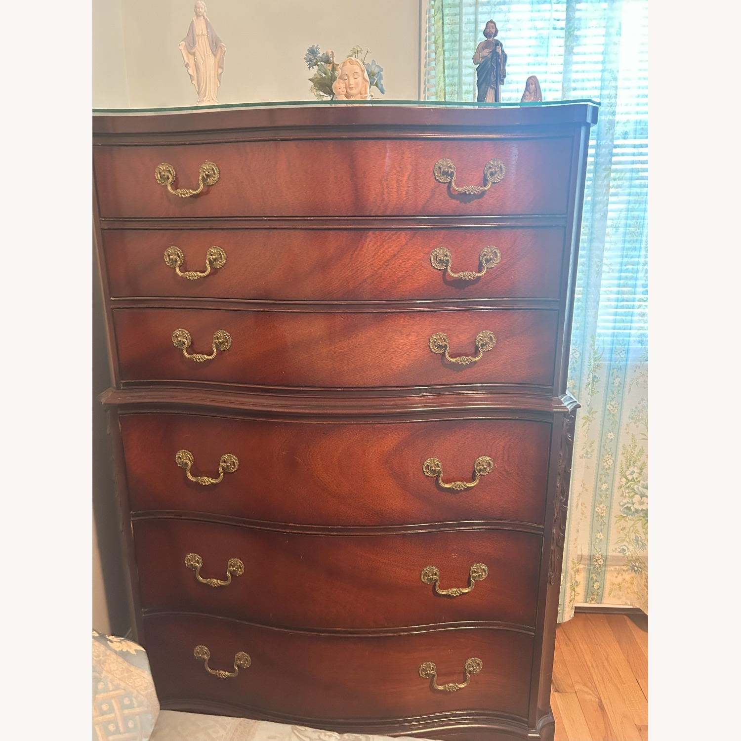 Vintage Chest of Drawers - image-1