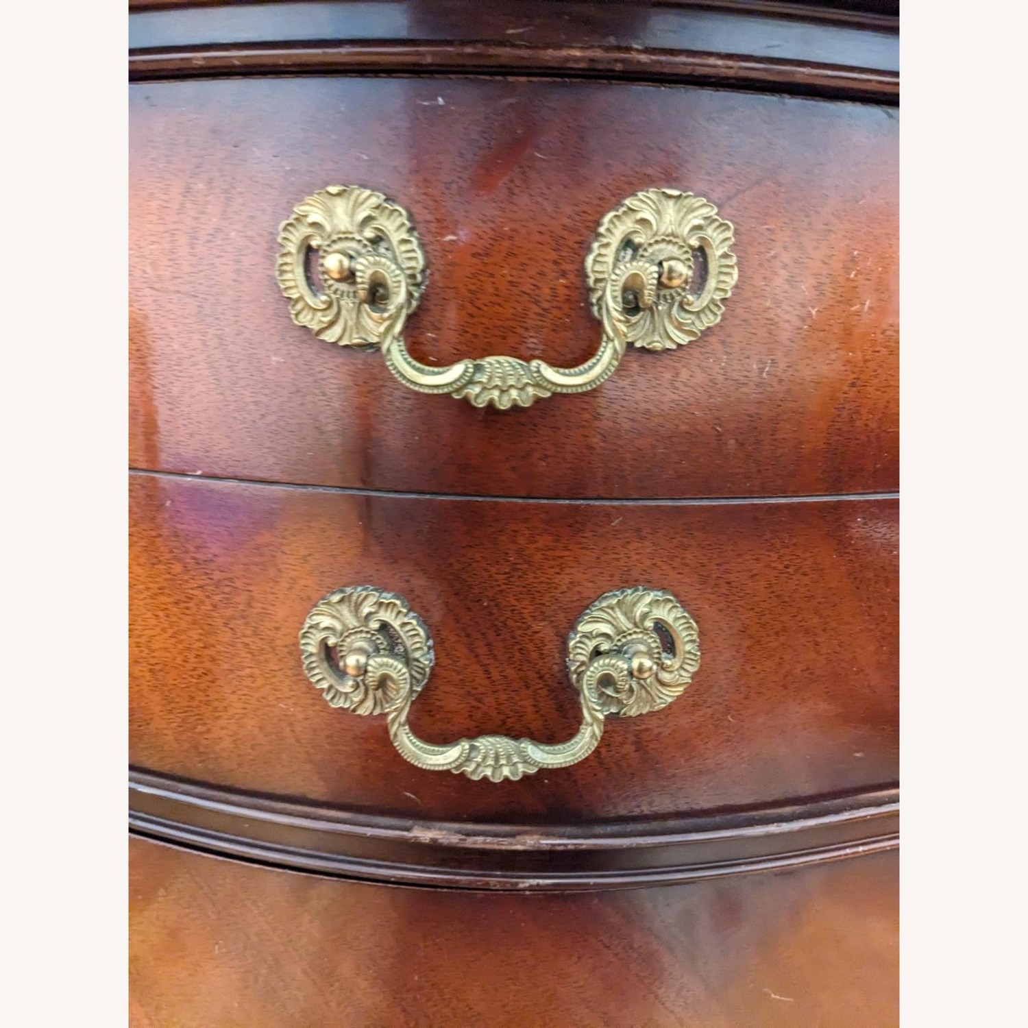 Vintage Chest of Drawers - image-3