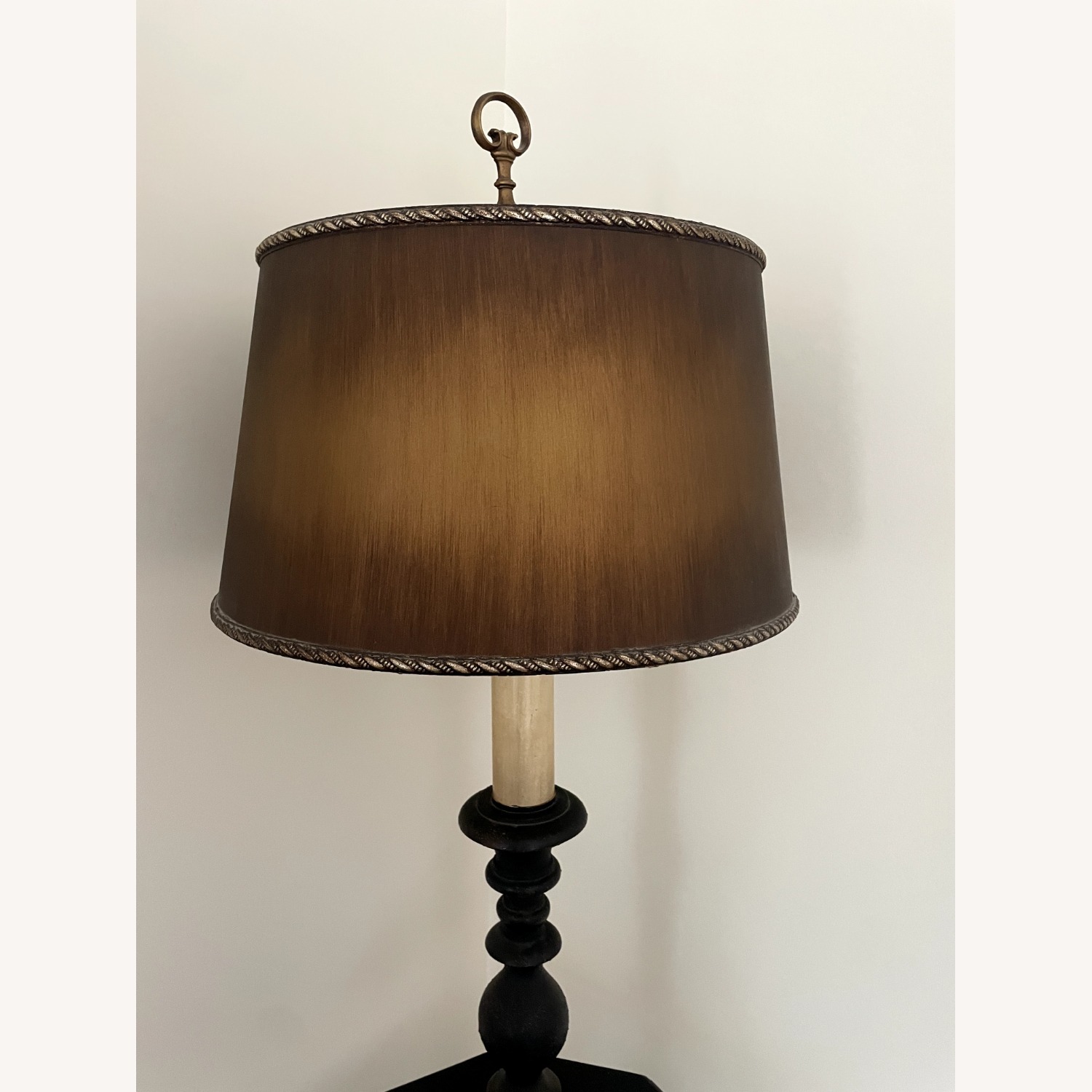Antique Wood and Iron Lamp Mint - image-3
