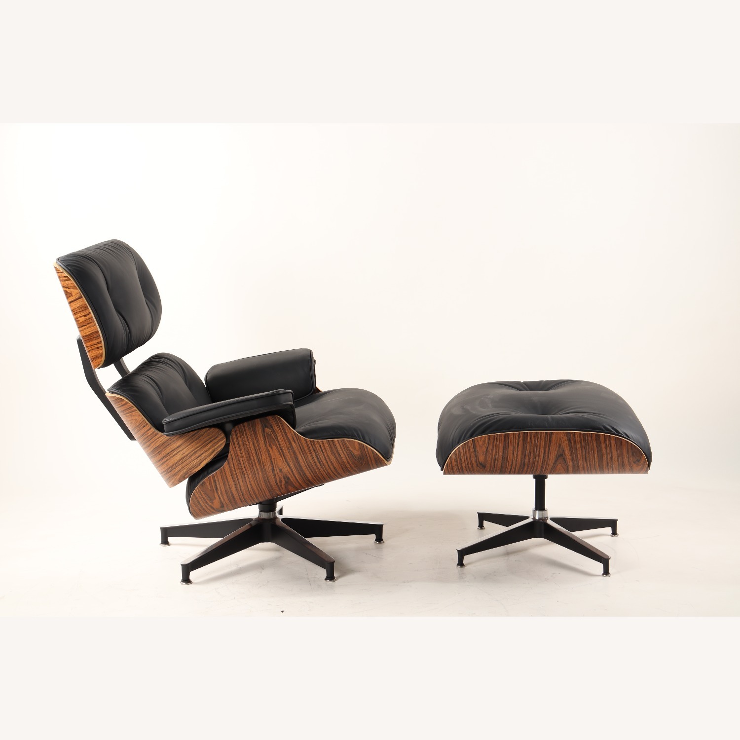 Eames Lounge Chair Replica - image-1