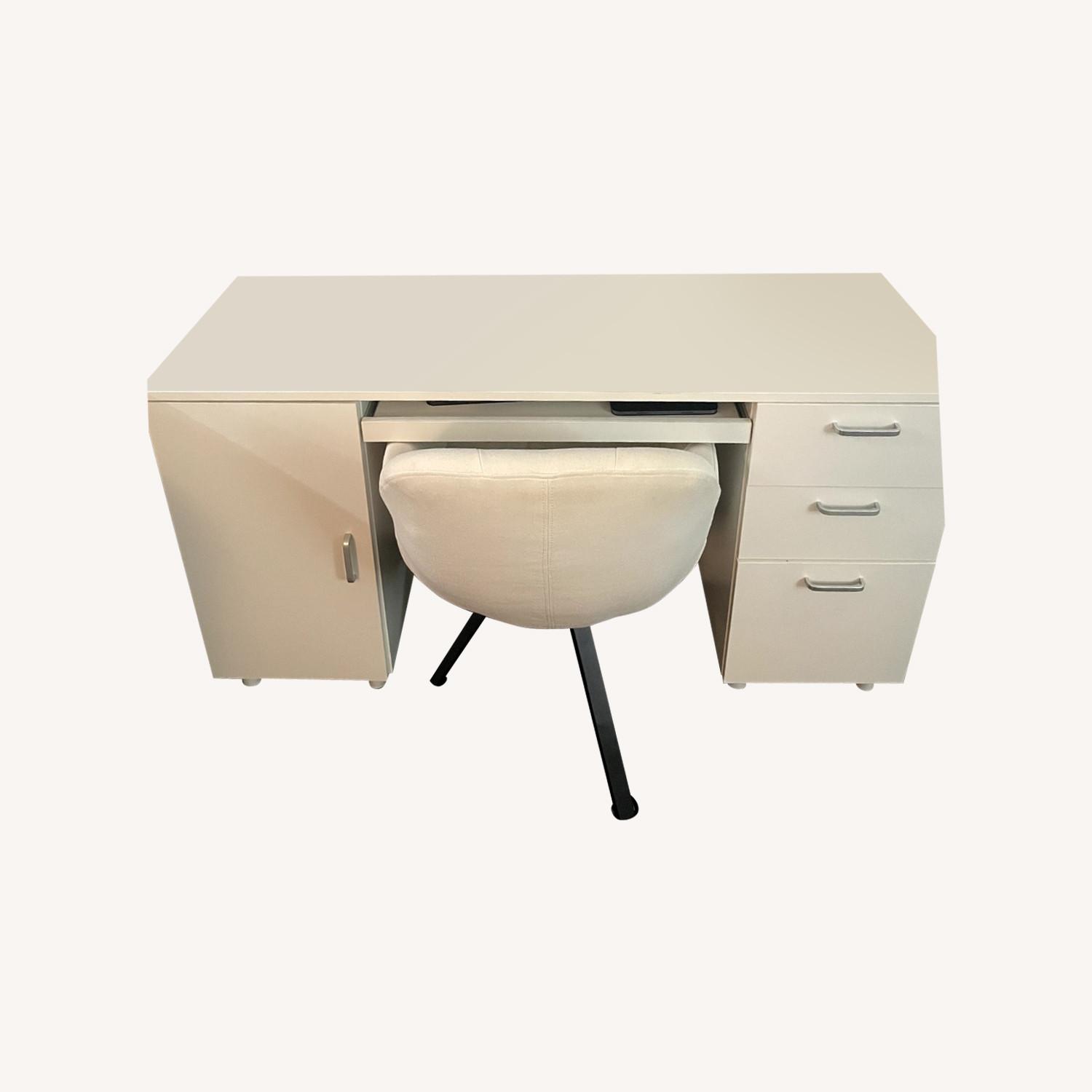 Alpheratz Metal Base Computer Desk - image-0
