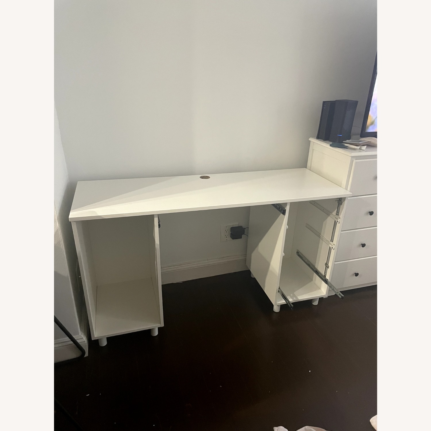 Alpheratz Metal Base Computer Desk - image-3