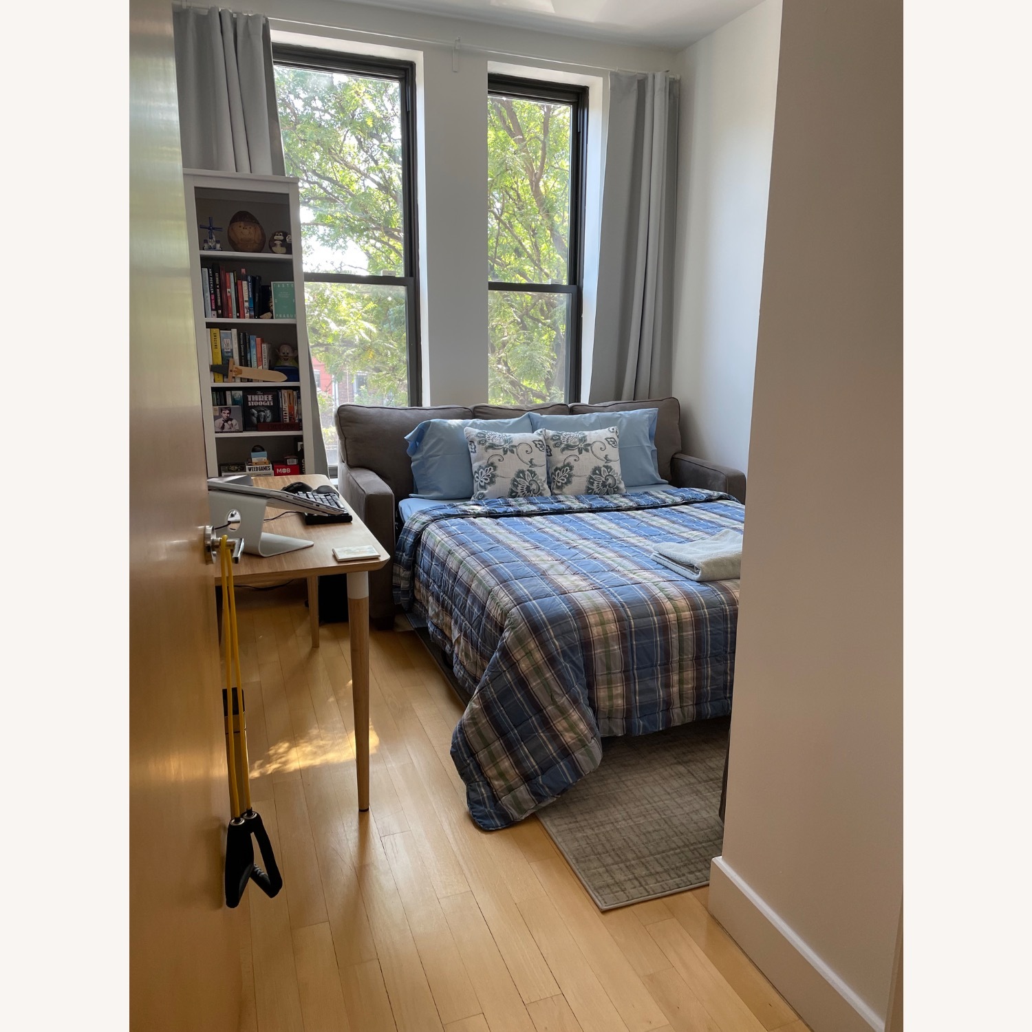 La-Z-Boy Kennedy Queen Sleeper Sofa - image-2