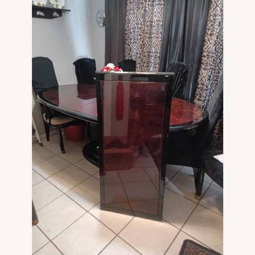 Used Henredon Scene Three Dining Set for sale on AptDeco