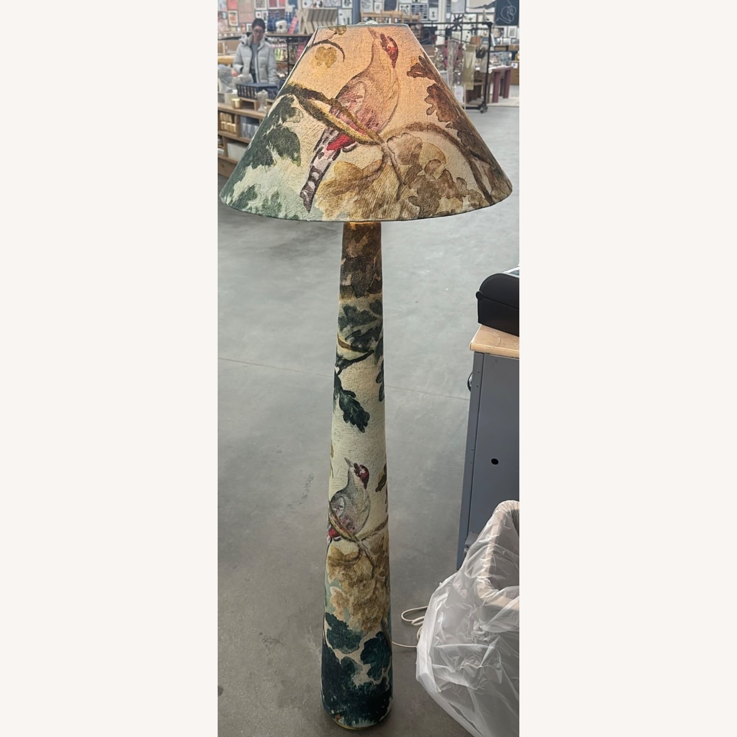 Lulu Judarn Floor Lamp - image-5
