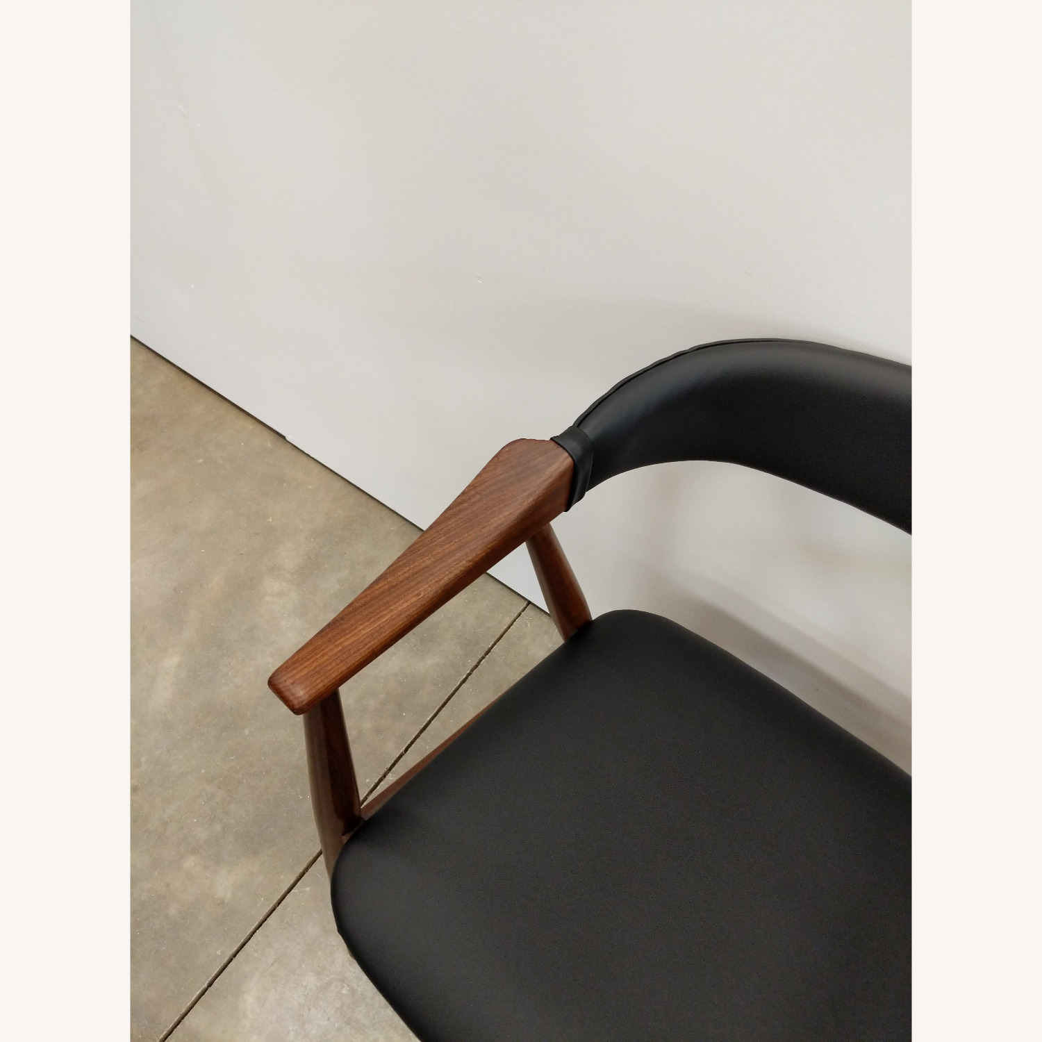 Pair of Vintage Danish Armchairs by Th. Harlev - image-8