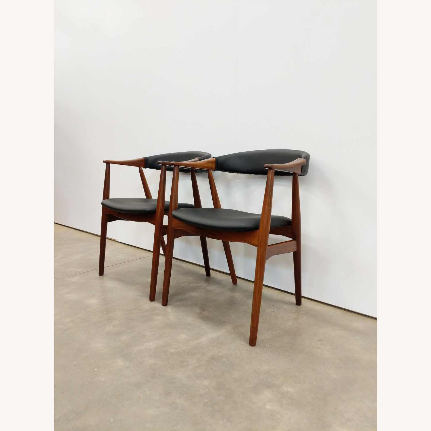 Pair of Vintage Danish Armchairs by Th. Harlev - image-6