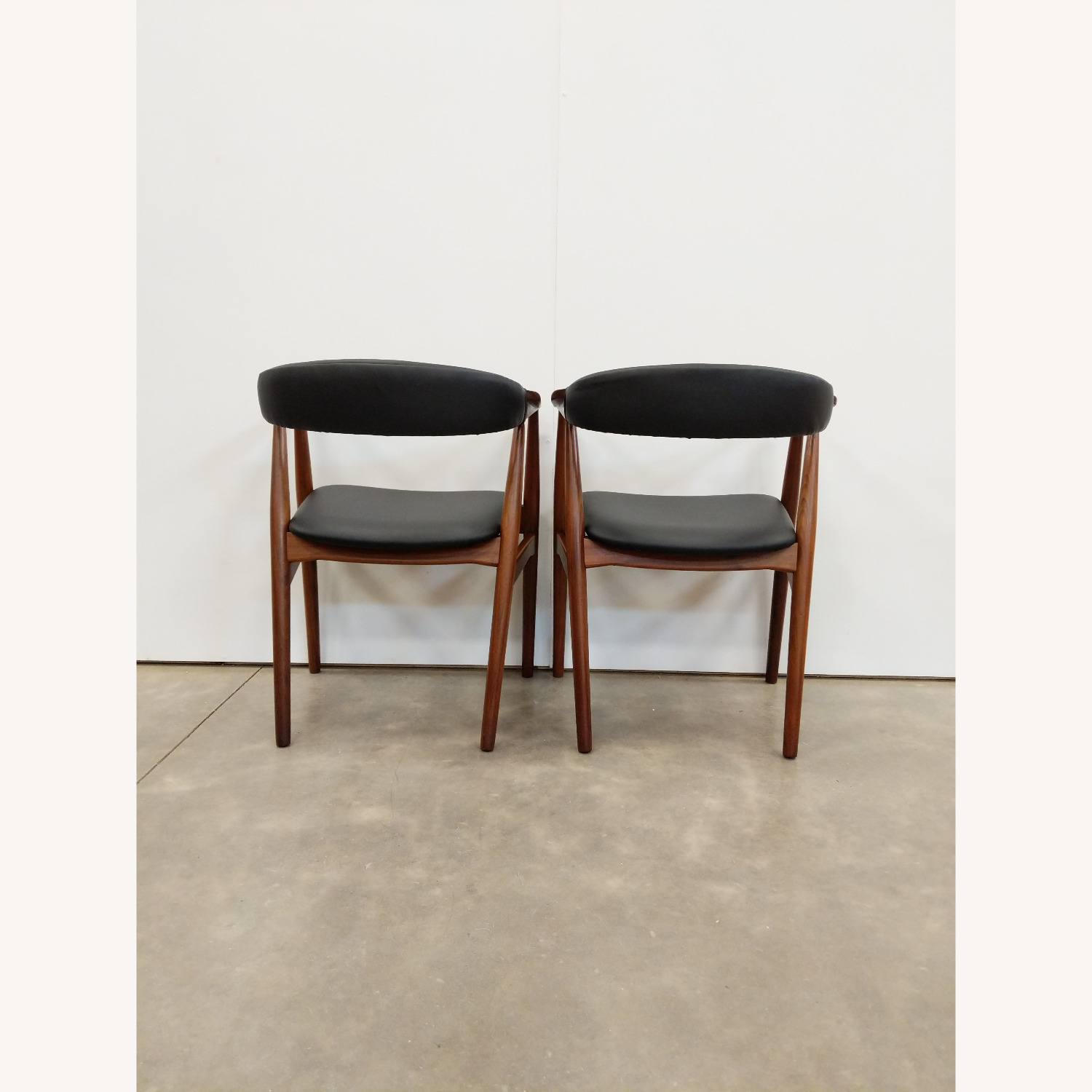 Pair of Vintage Danish Armchairs by Th. Harlev - image-3