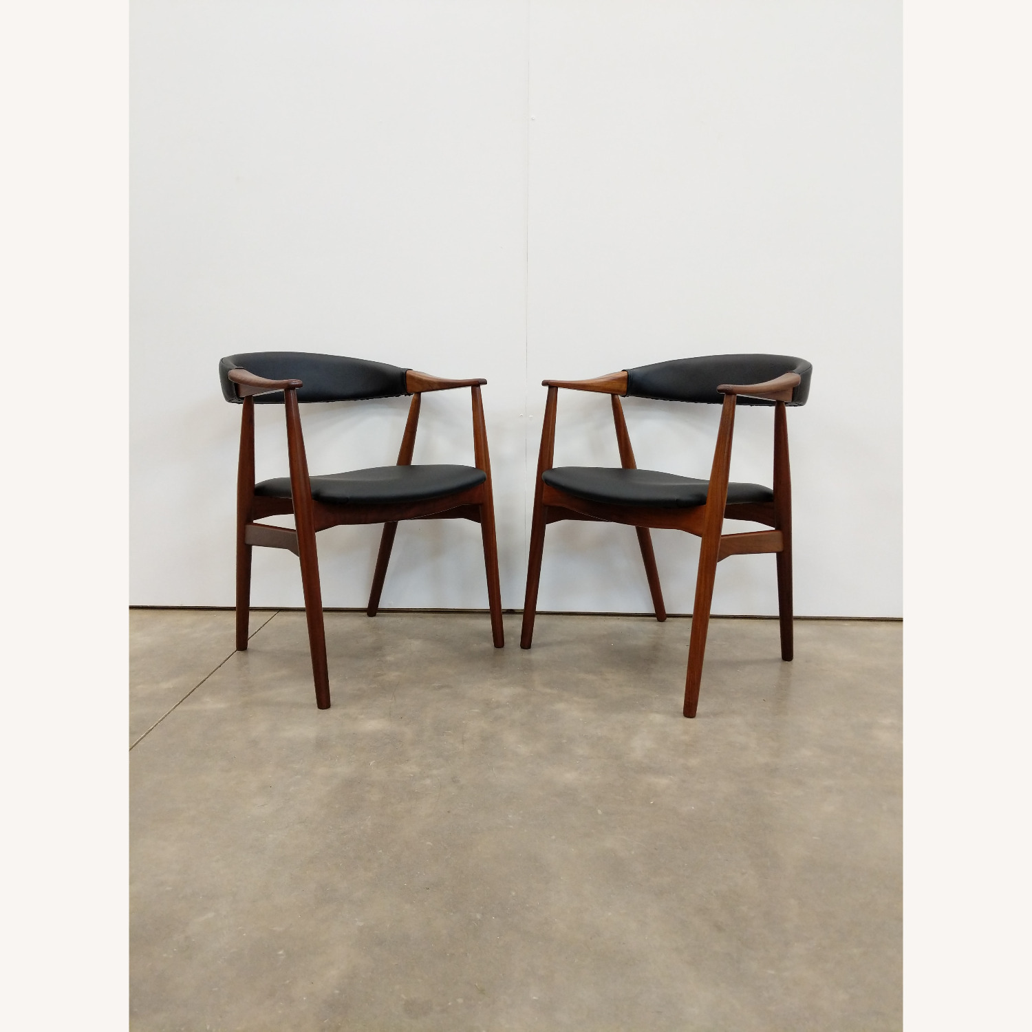 Pair of Vintage Danish Armchairs by Th. Harlev - image-1