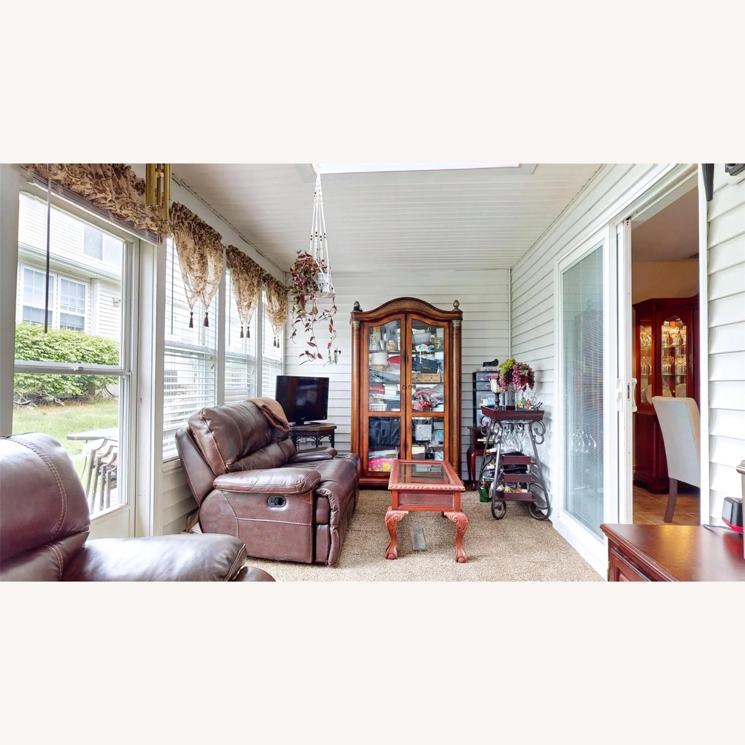 Wall Unit Hutch - image-3