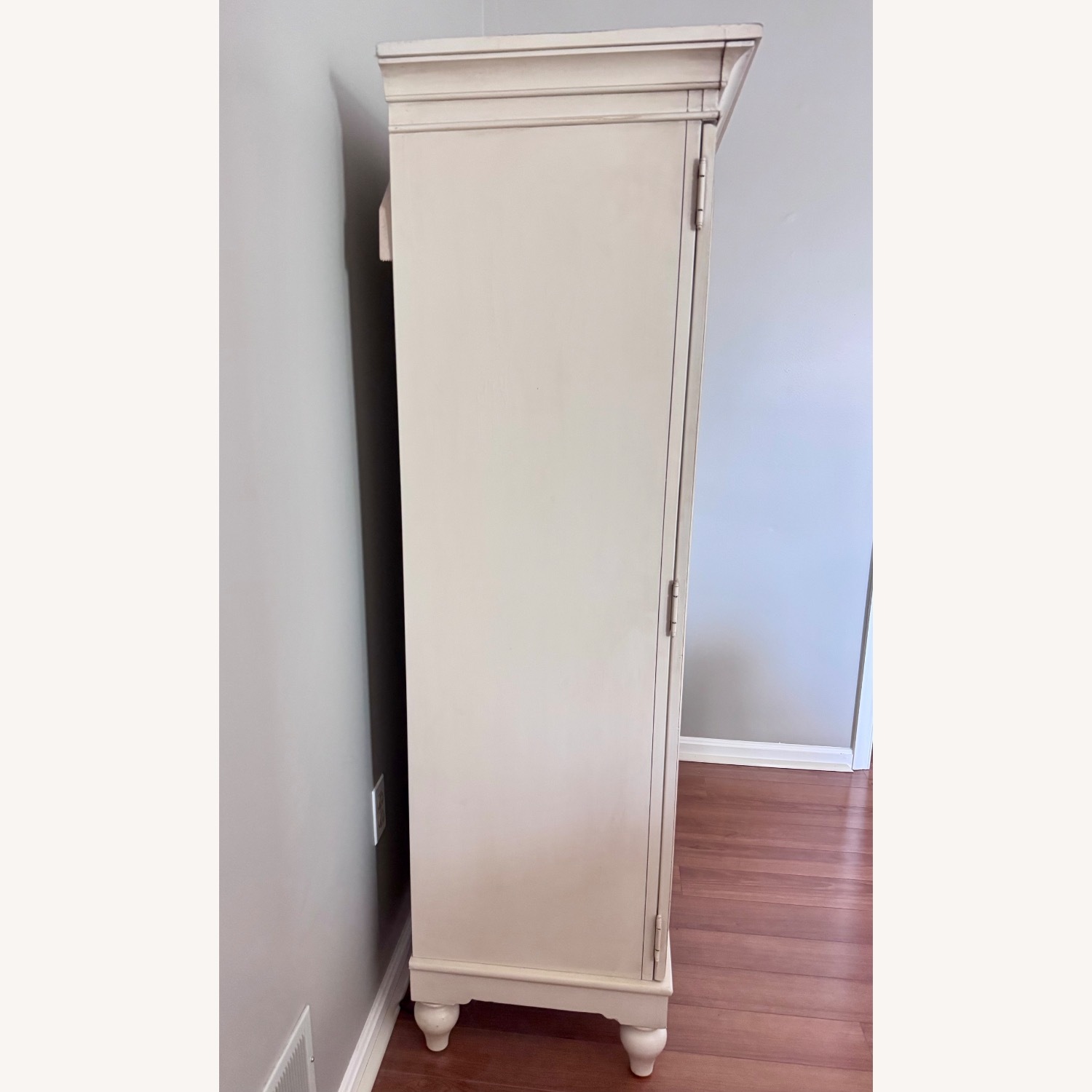 Universal Furniture Paula Deen Bag Lady’s Cabinet - image-4