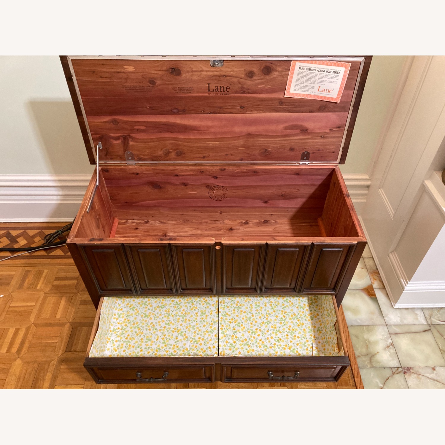 Vintage Lane Cedar Chest - image-7