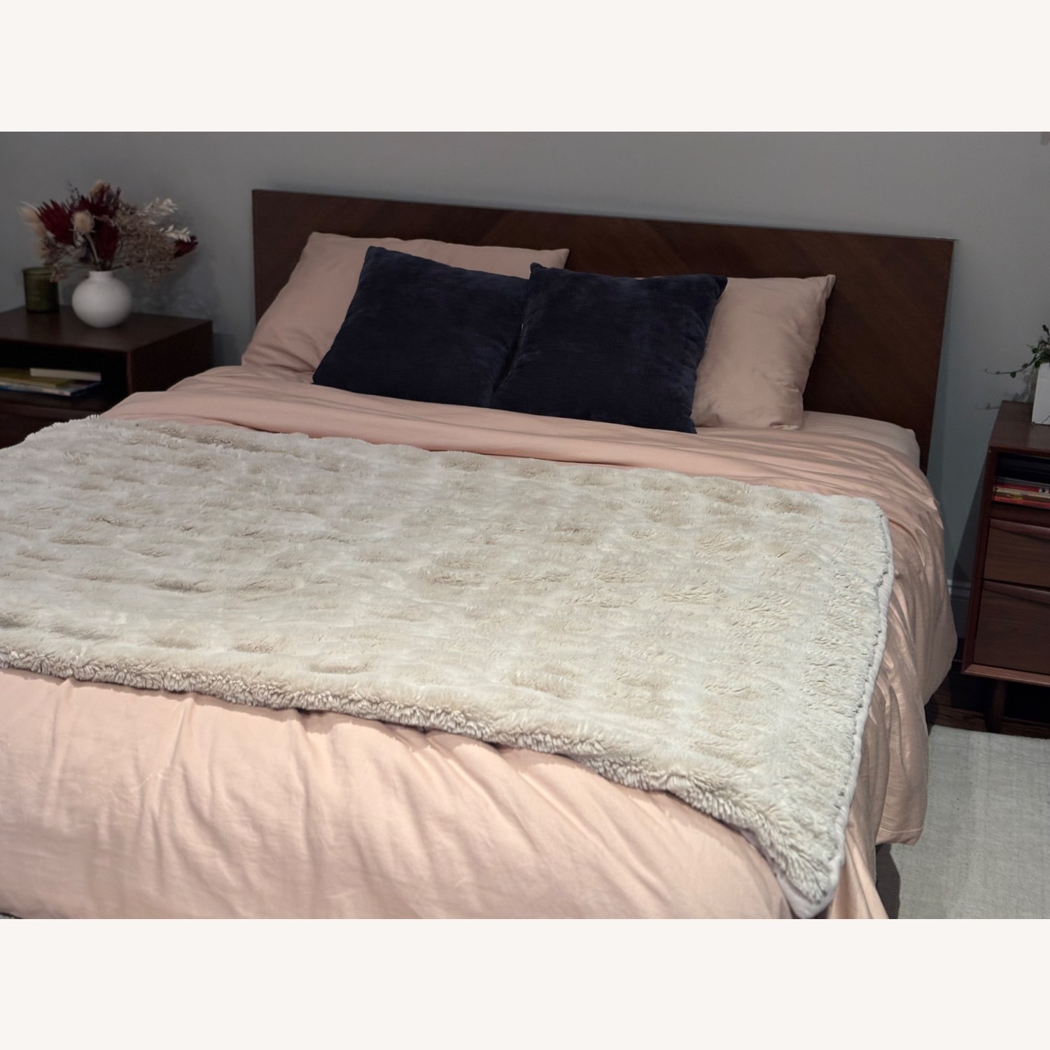 Article Nera Bed  - image-1