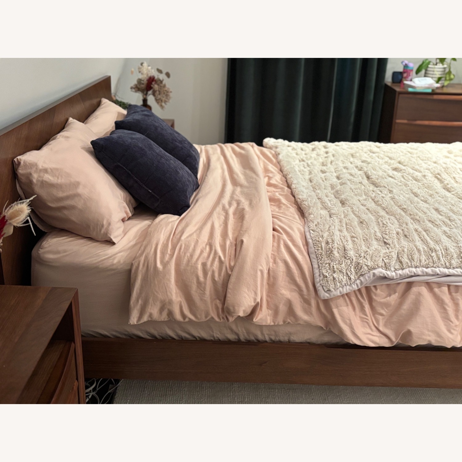 Article Nera Bed  - image-4