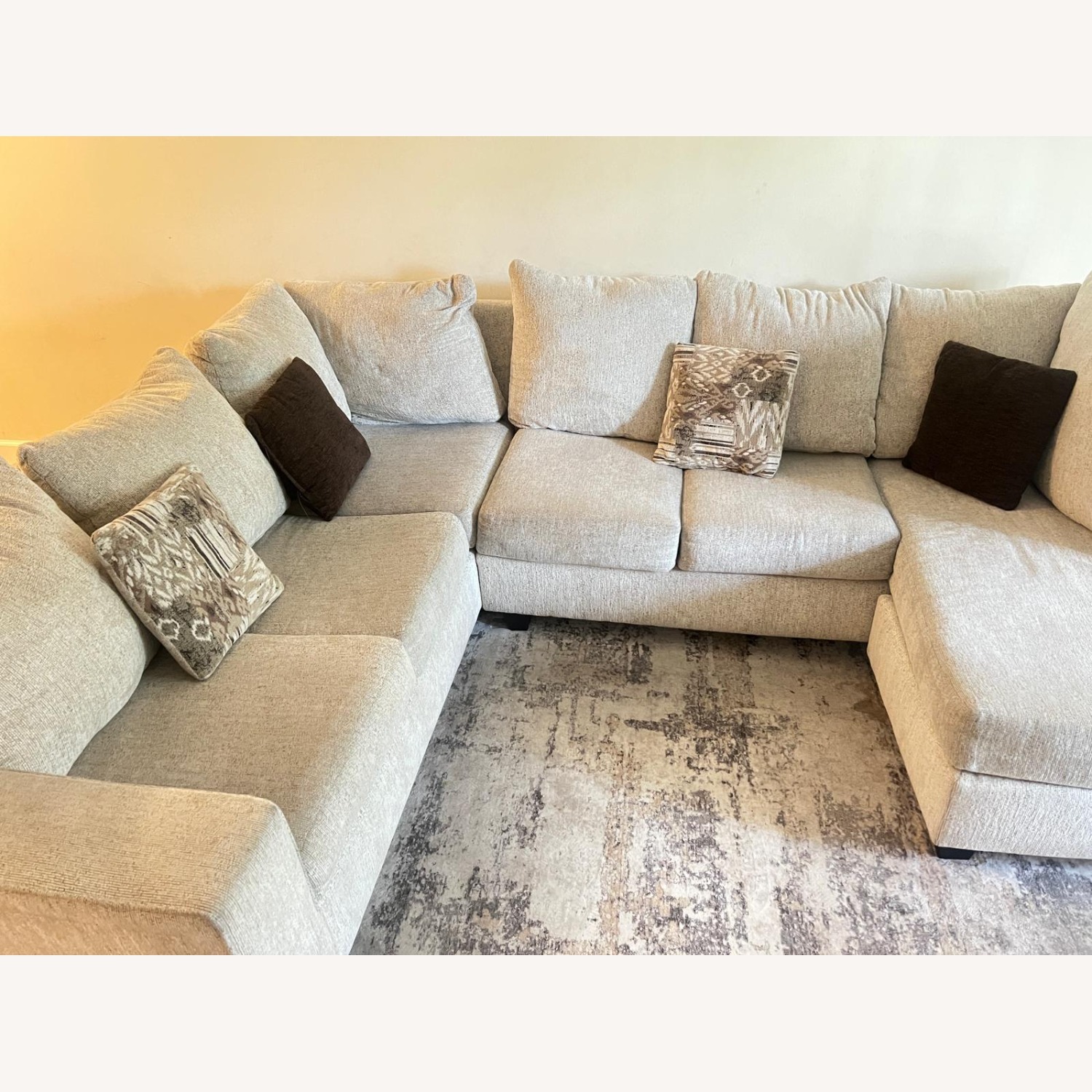 Modern Sectional - image-1