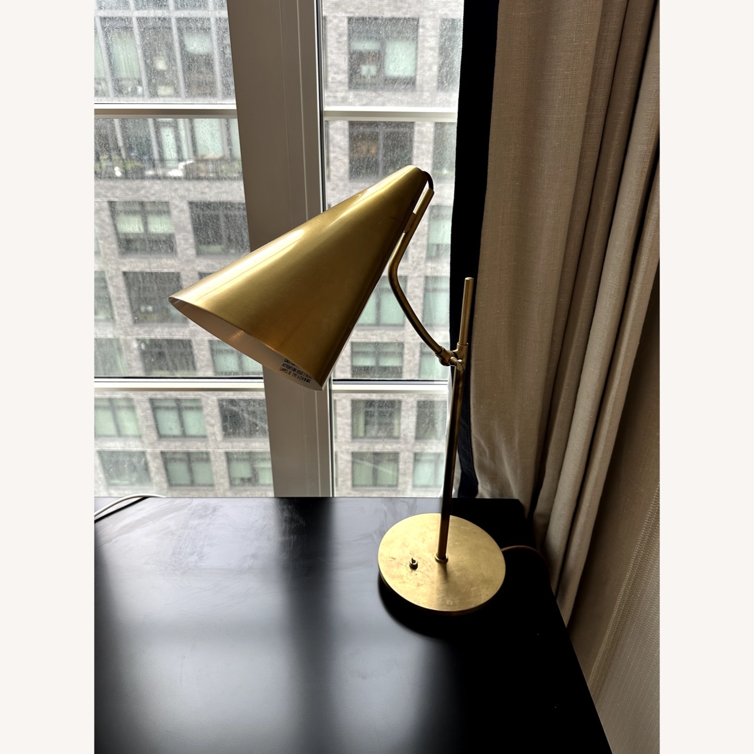 Visual Comfort Clemente 21" Table Lamp by AERIN - image-3