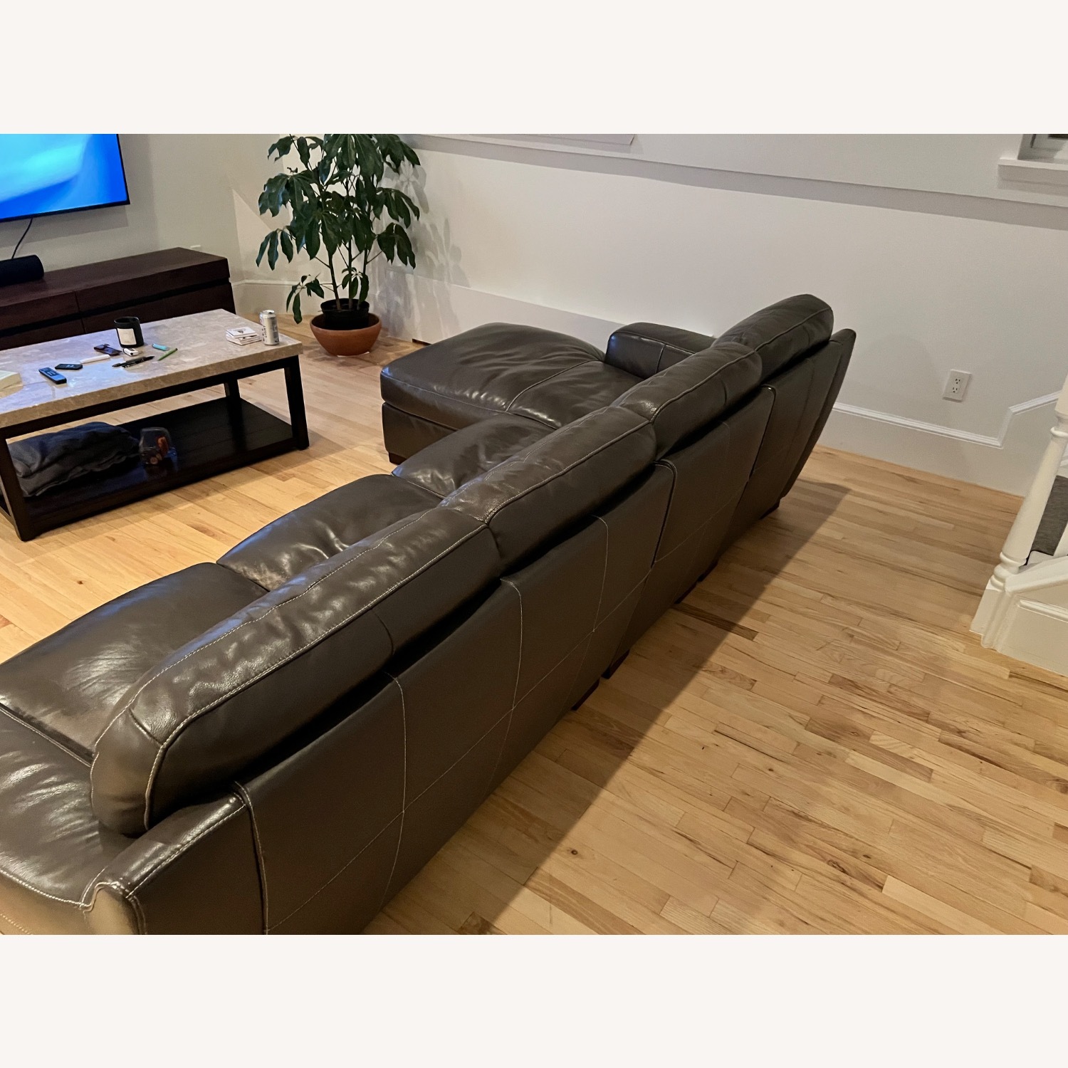 Raymour & Flanigan Leather Sectional - image-6