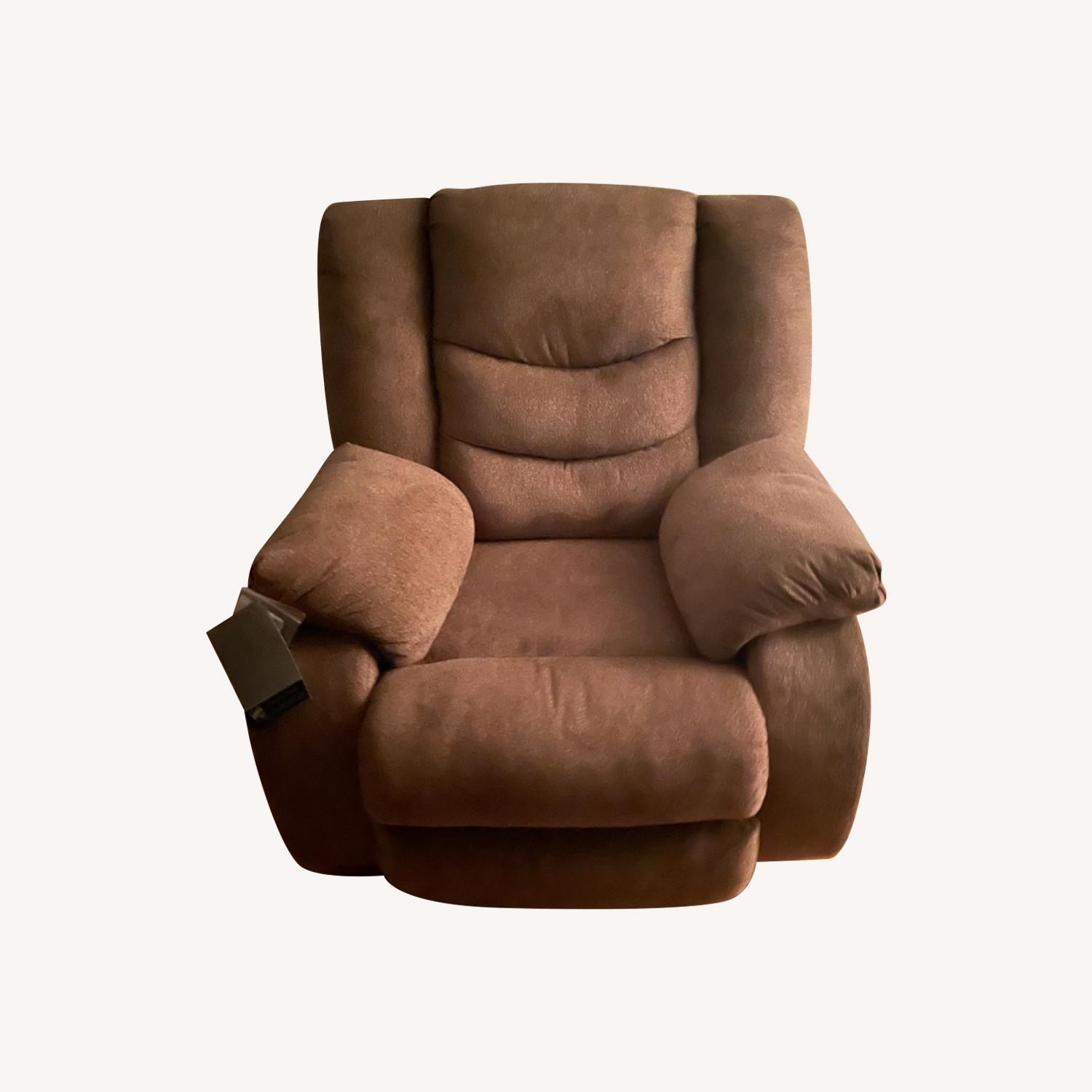 Raymour & Flanigan Southgate Rocker Recliner - image-0