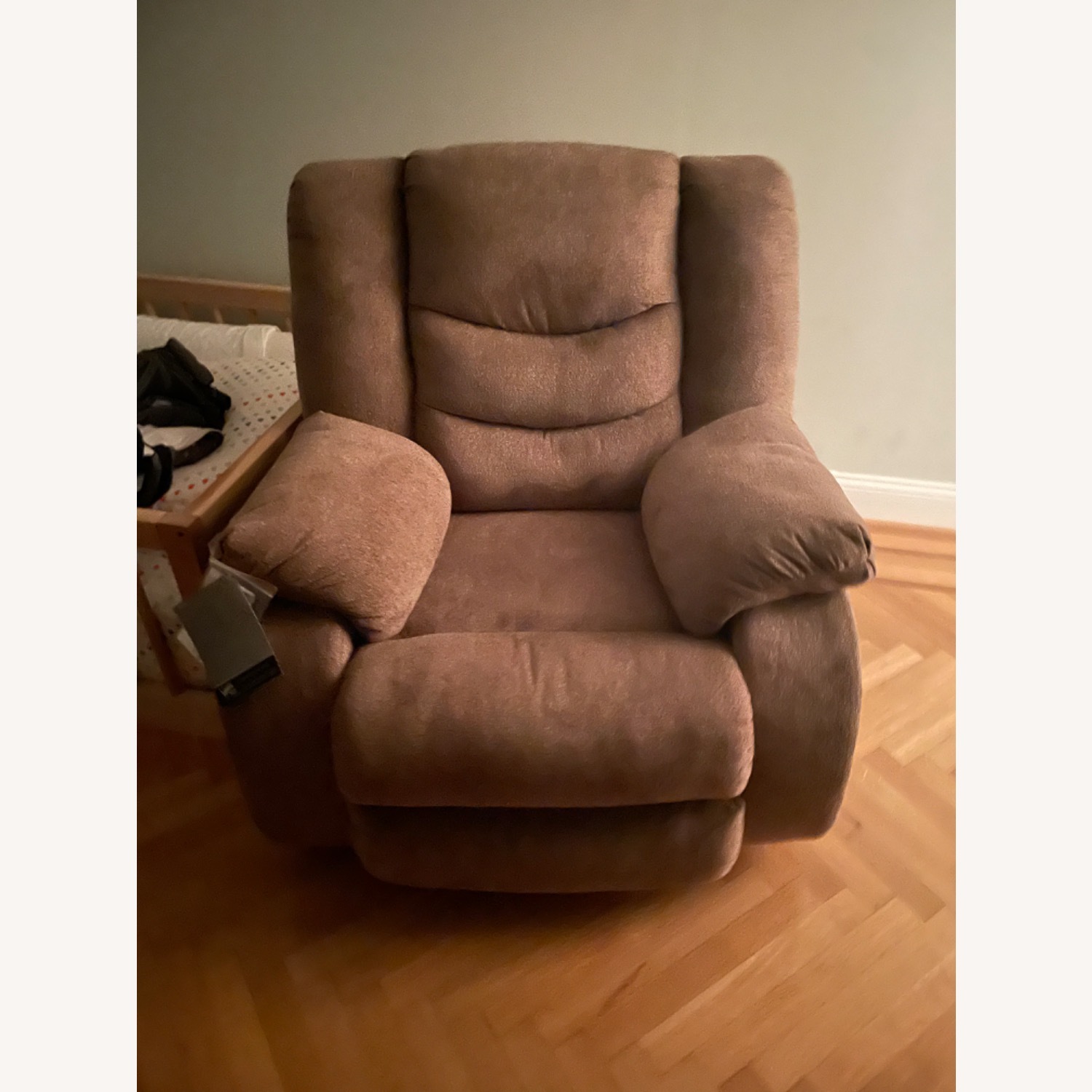 Raymour & Flanigan Southgate Rocker Recliner - image-1